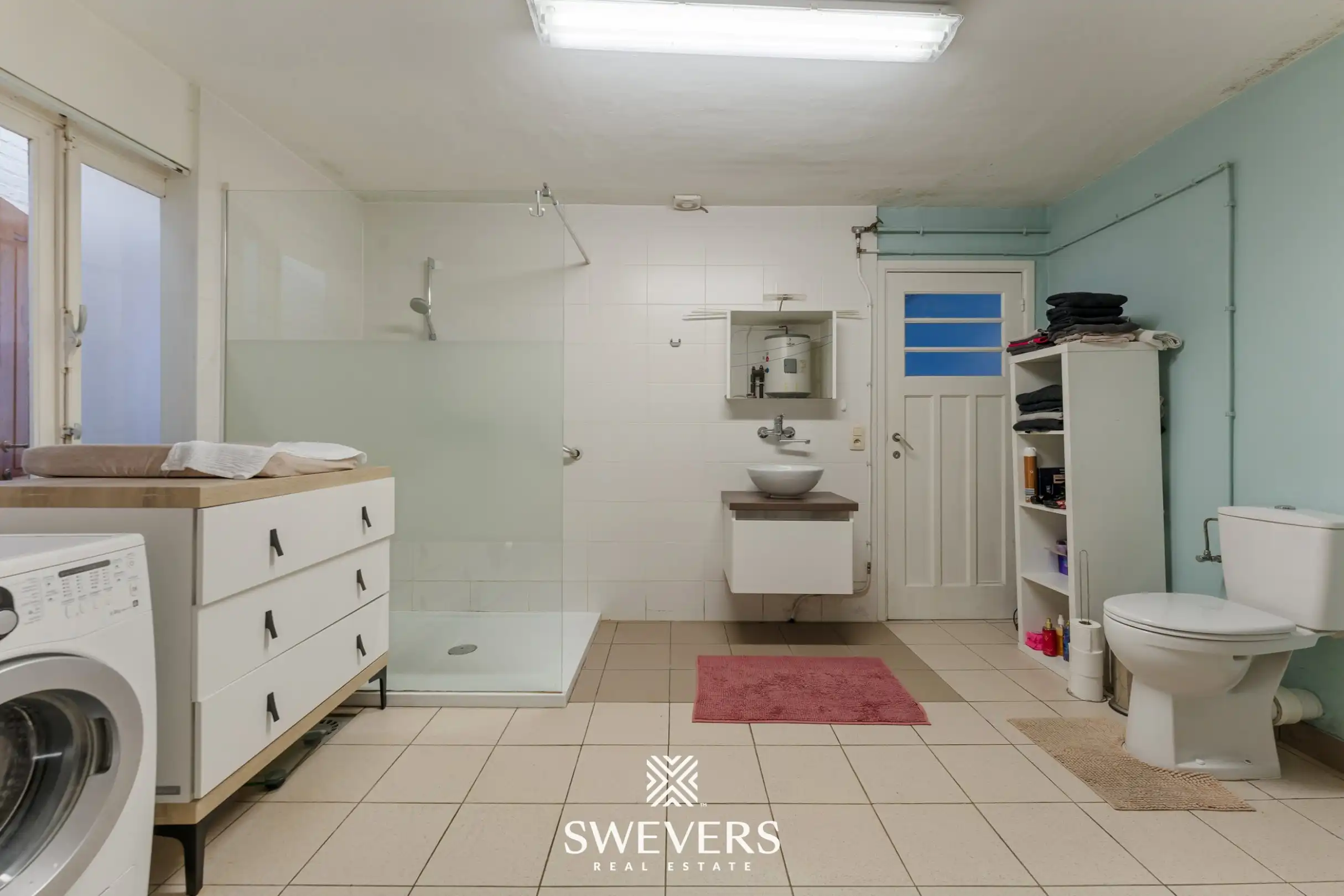 Te renoveren woning met 4 slaapkamers, grote tuin en omliggende velden op rustige ligging nabij centrum Diepenbeek foto 26