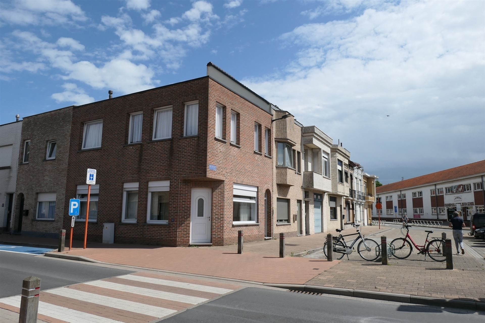 ()=>{if(producerUpdateValueVersion(node),producerAccessed(node),node.value===ERRORED)throw node.error;return node.value} De Langheplein 6 - 8370 BLANKENBERGE