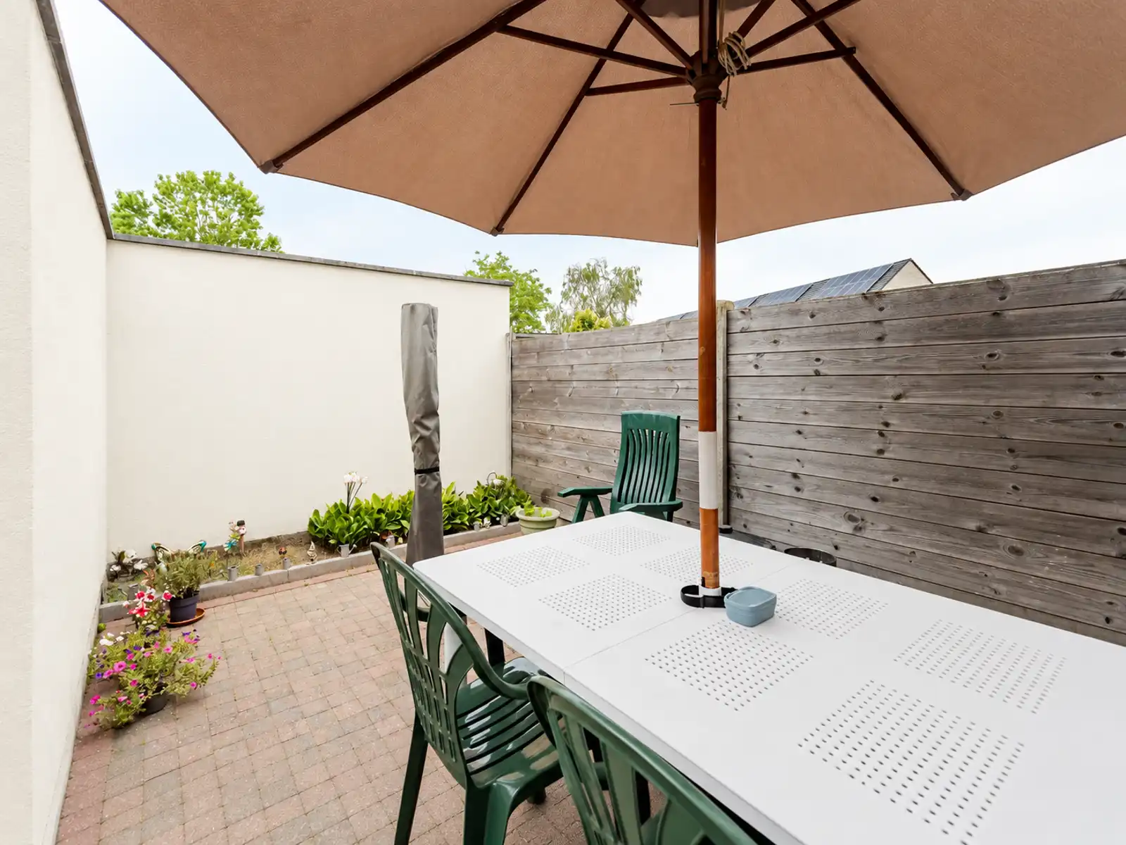 Instapklare woning met 3 slaapkamers te Lede! foto 2