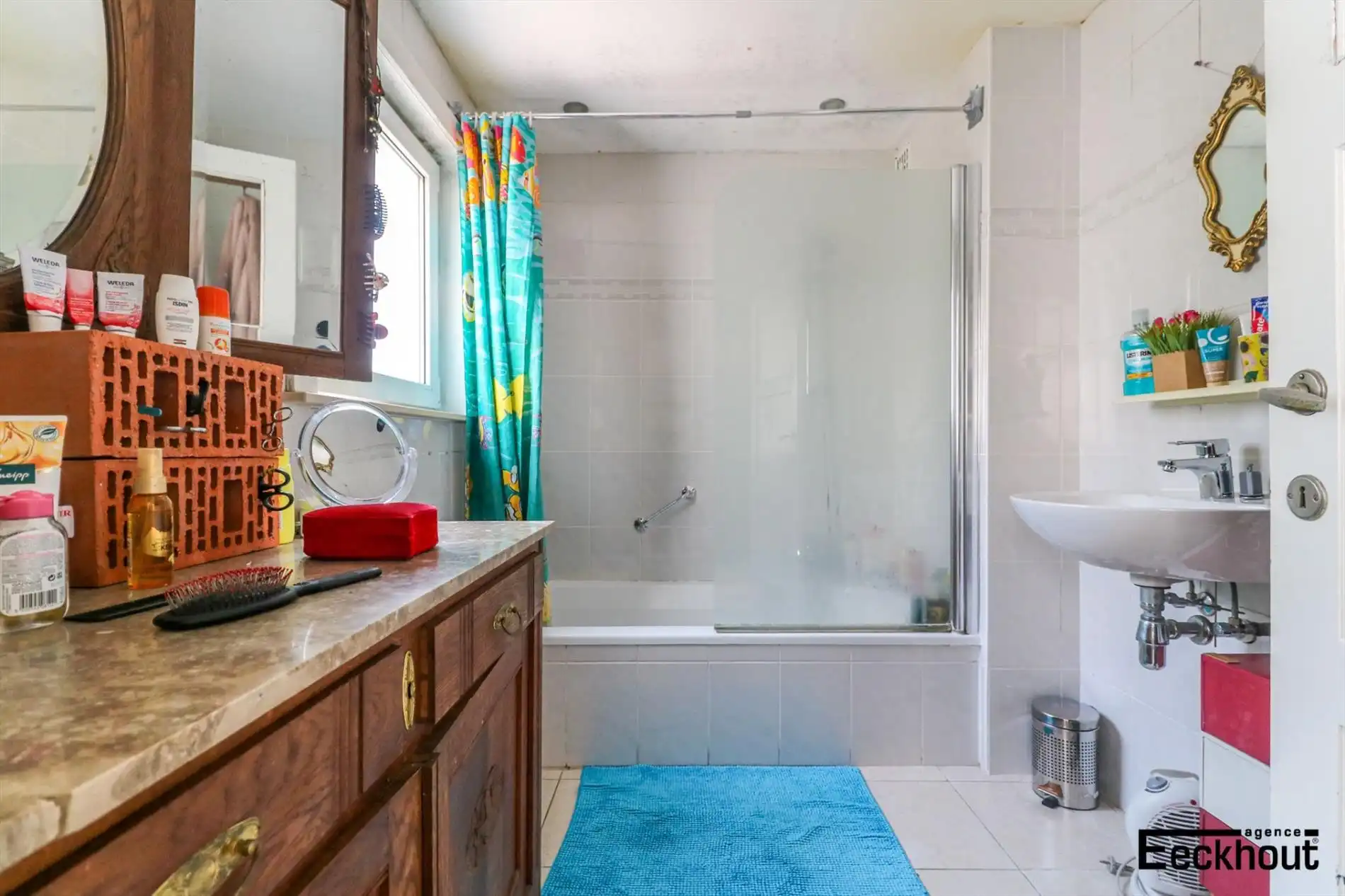 Gelijkvloersappartement met mooie zongerichte koer ! foto 8