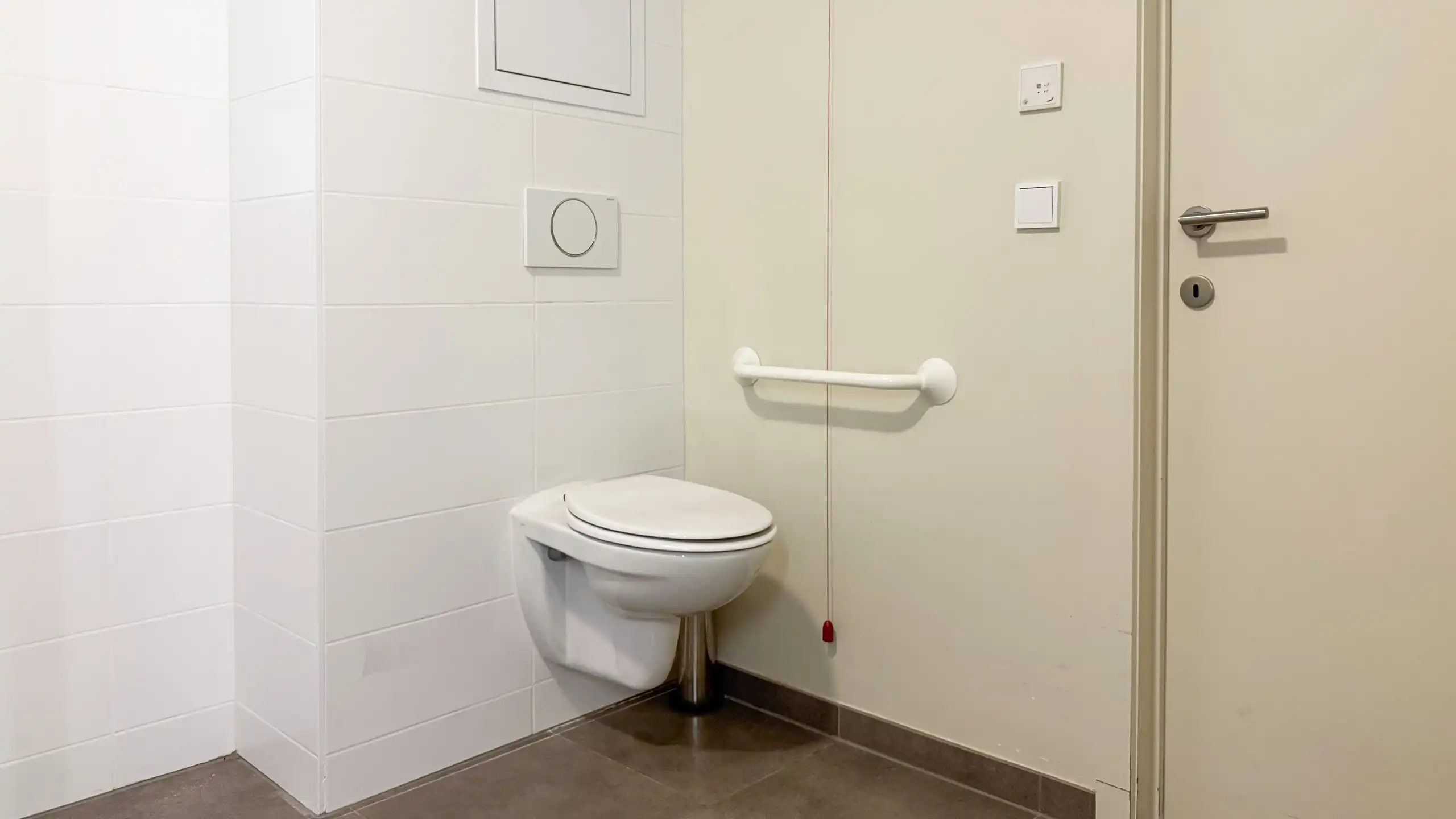 Stijlvol serviceflat met comfort, rust en zekerheid! foto 26