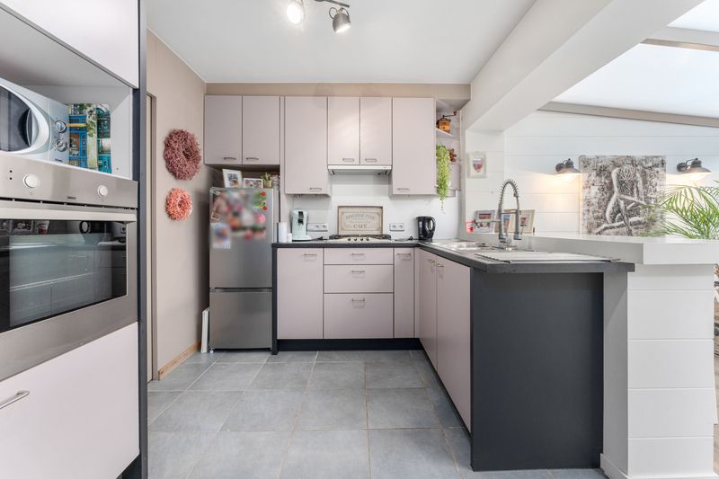 Roeselare : Charmante instapklare woning aan de stadsrand van Roeselare voorzien van 3 slpks. foto 8