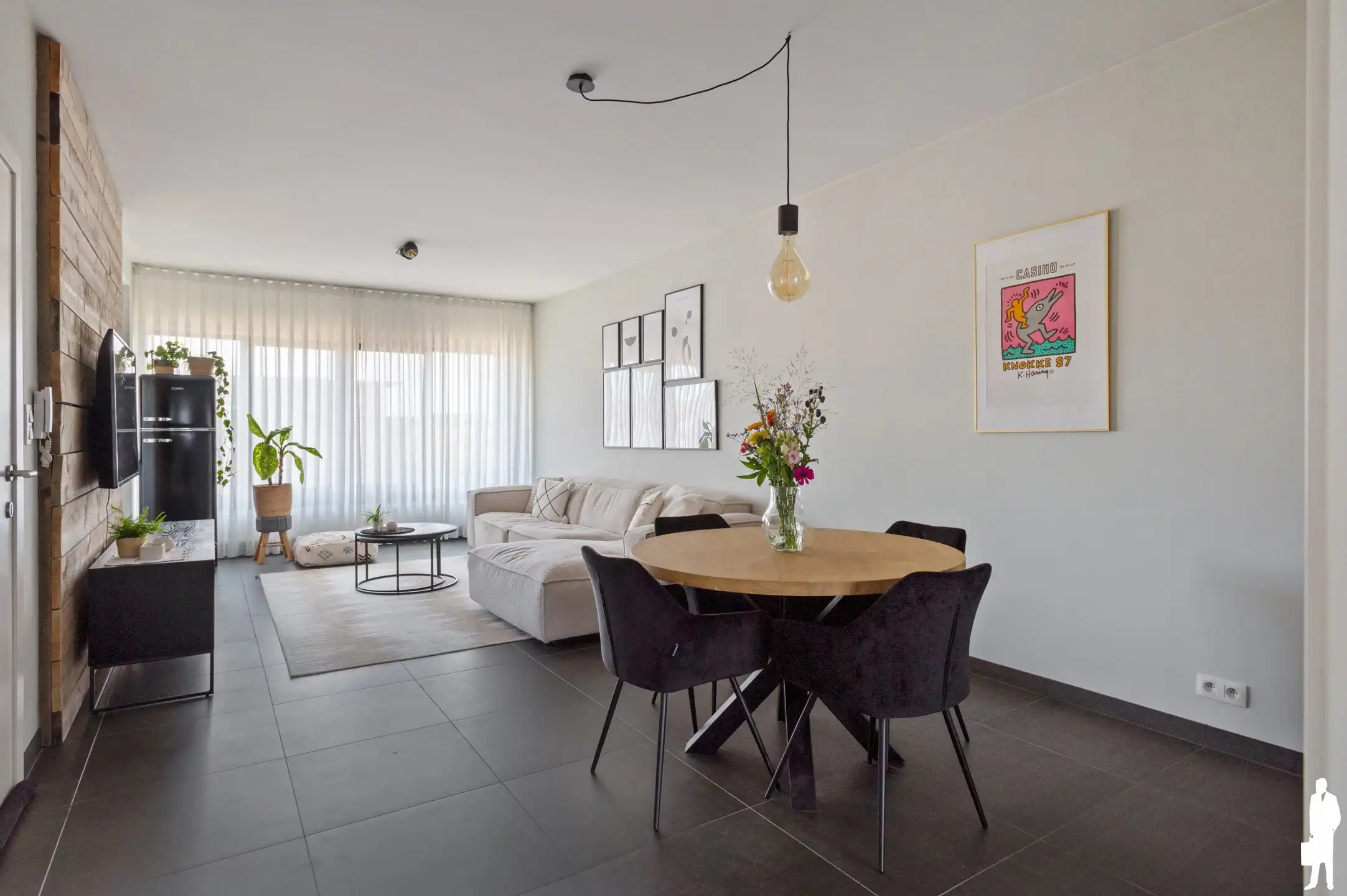 Lichtrijk 2-slaapkamerappartement met terras in Boechout foto {{pictureIndex}}