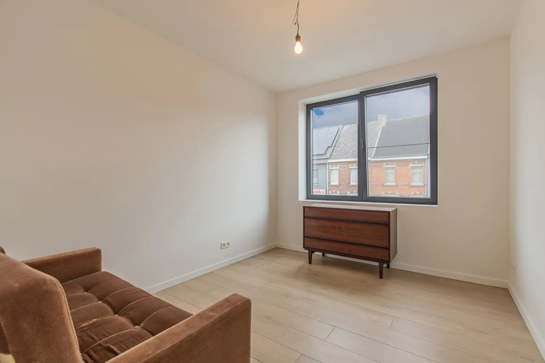 Ruime nieuwbouwwoning nabij centrum Lokeren foto 8