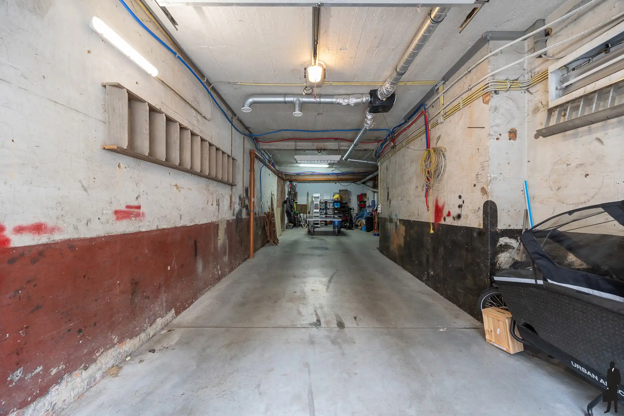 Ruime bel-étagewoning met 3 staanplaatsen en terras foto 13