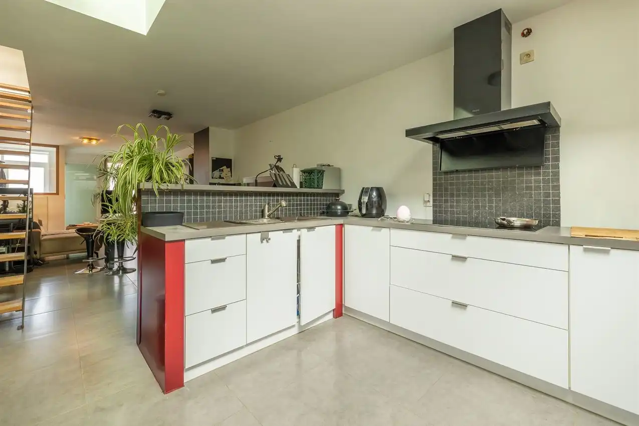 Gerenoveerde woning EPC B, 2 ruime slpk, zonnig tuinterras foto 5