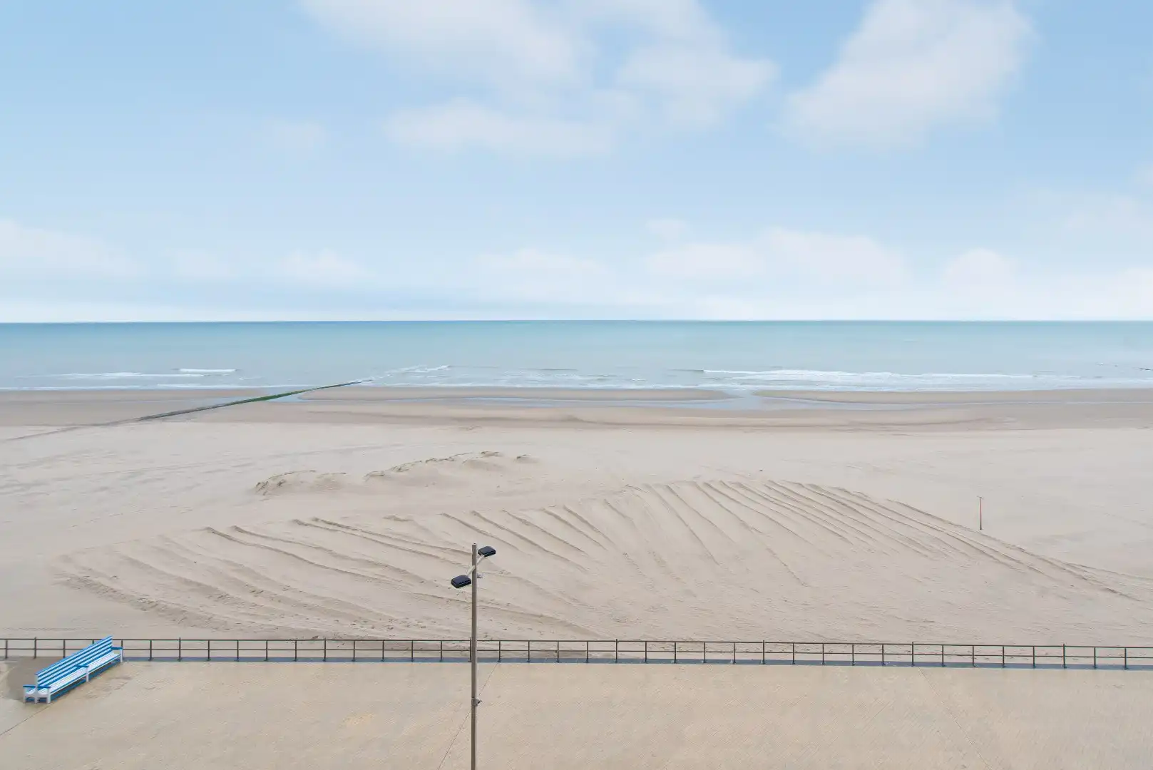 Lichtrijk doorloopappartement op het 5de verdiep foto 12