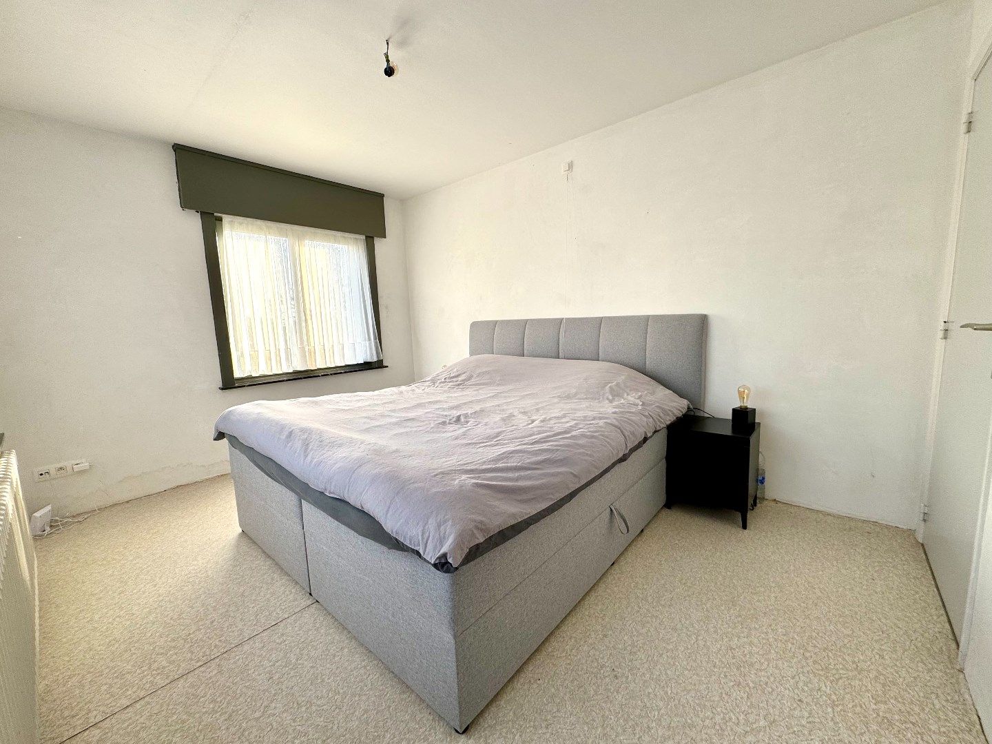 ALLEENSTAANDE WONING MET 4 SLPKS, TUIN EN GARAGE foto 16