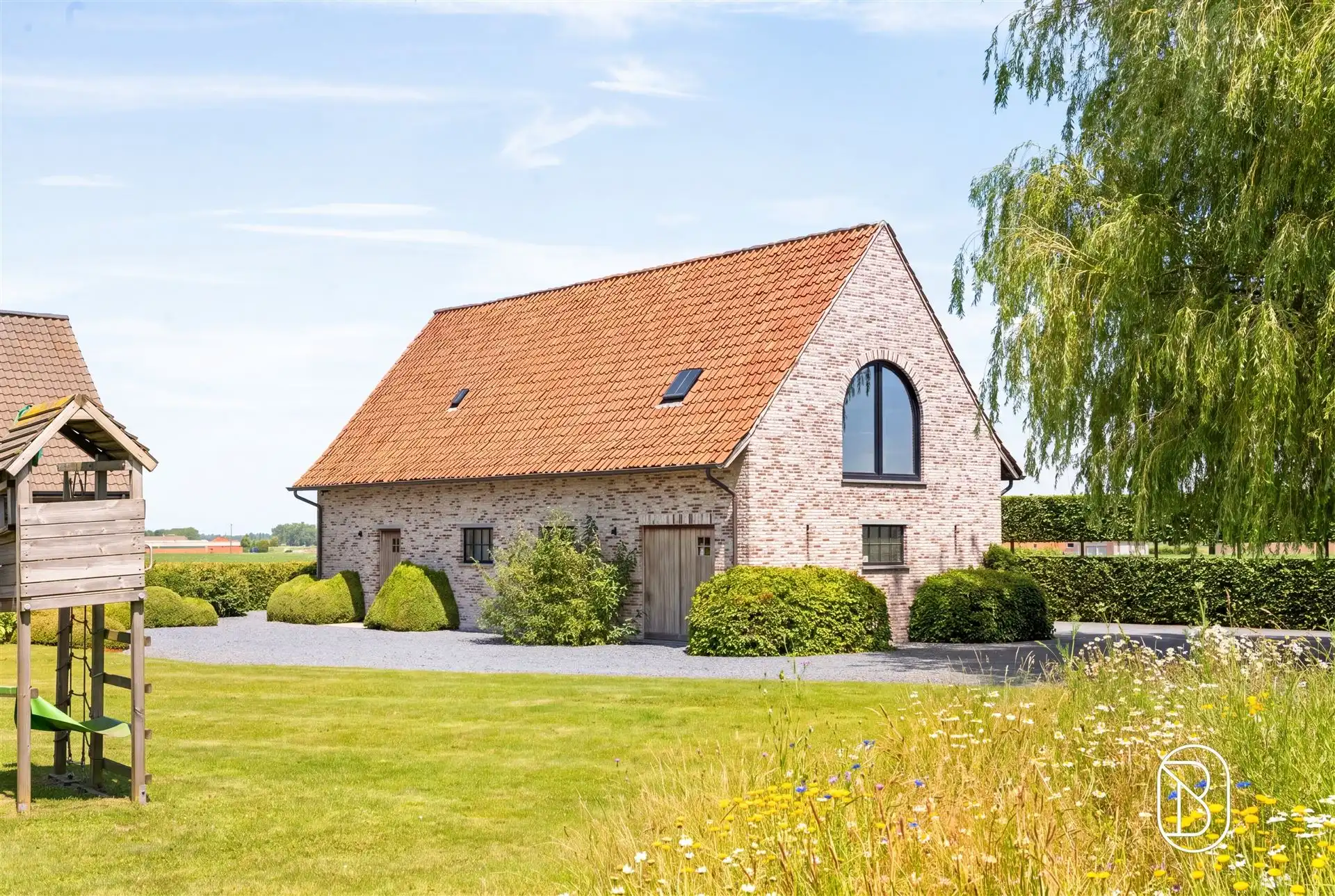 Landhuis + bijgebouw, met zwembad en privacy op 5.329 m². foto 14