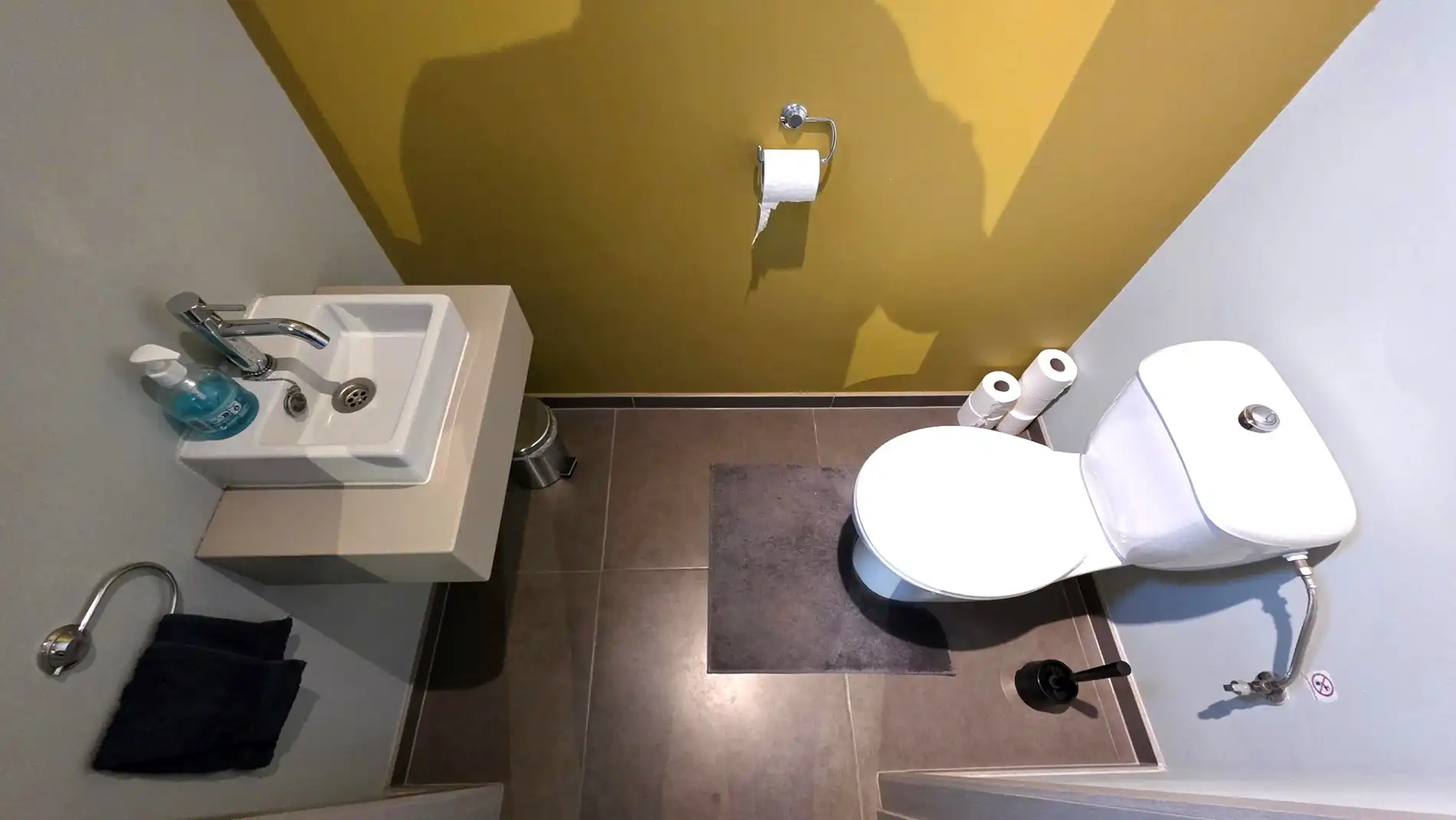 EPC A woning met 4 slpk, tuin en carport foto 28