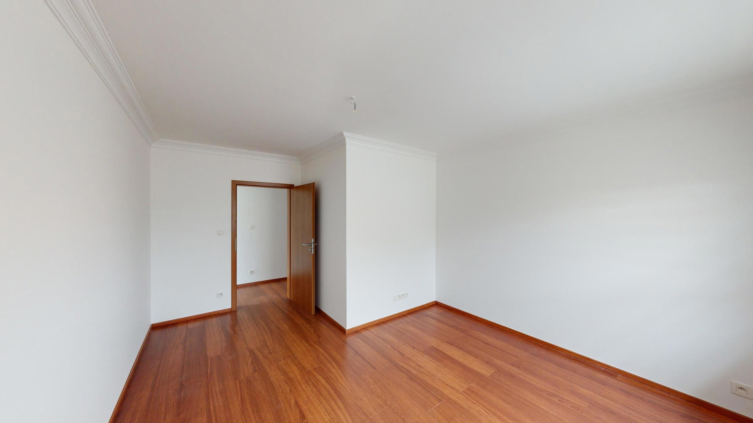 Ruime villa van 215m² met 4 slpks dichtbij Beringen-Centrum! foto 18