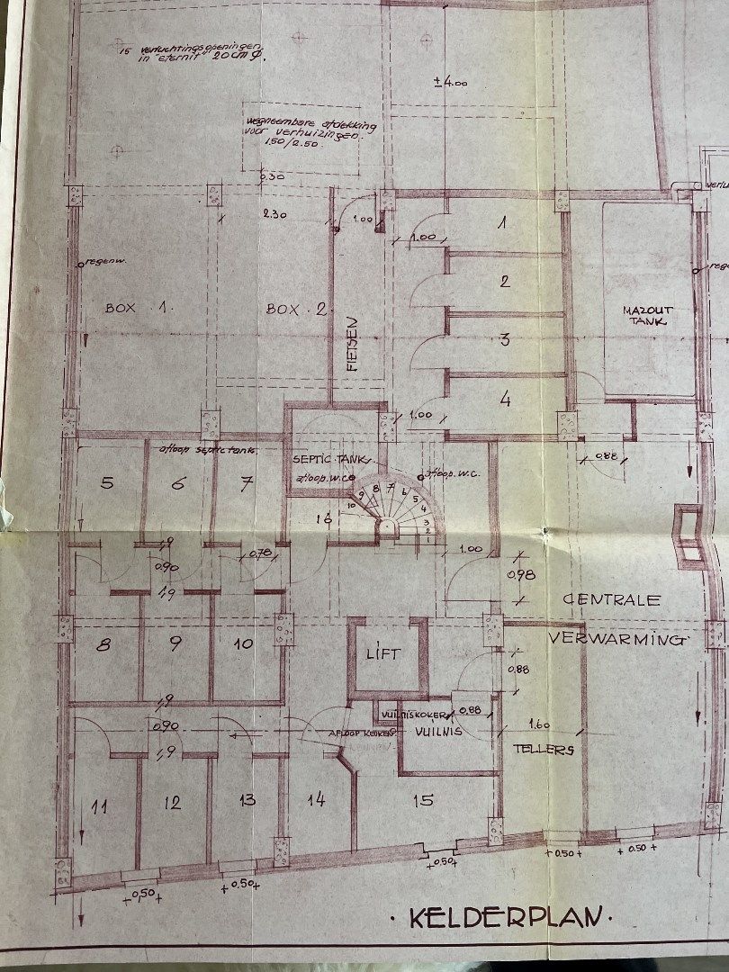 Vernieuwd appartement met 2 slaapkamers en een inpandig terras. foto 24