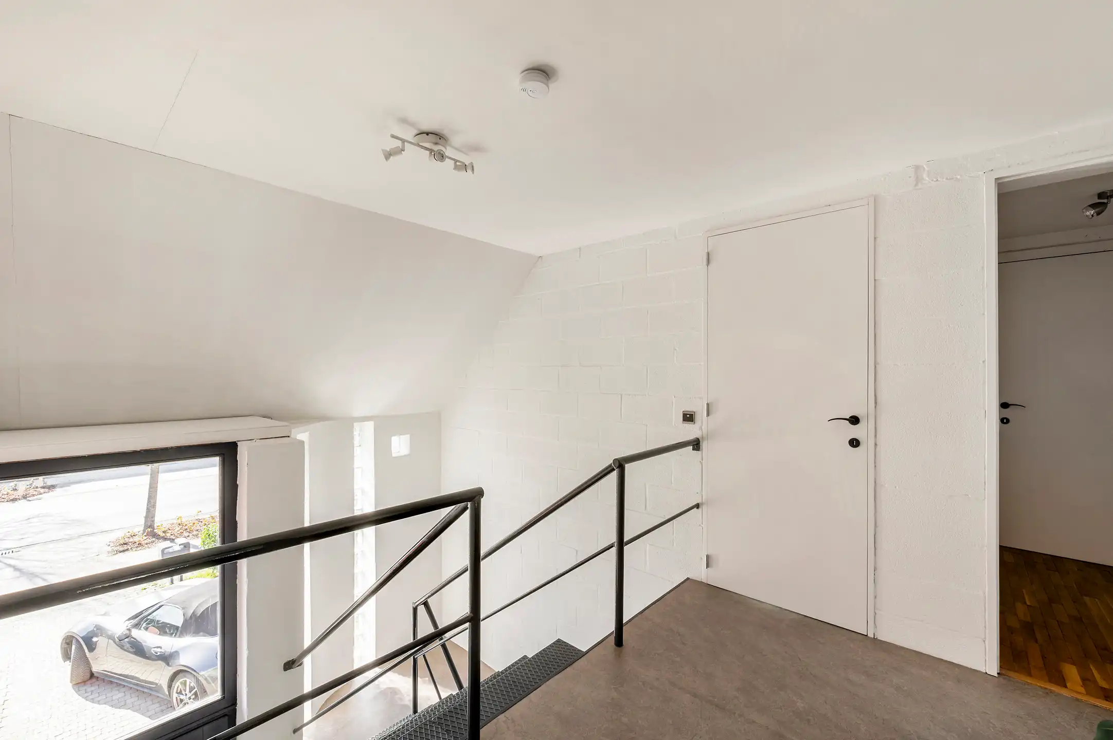 Ruime instapklare woning met zwembad te Brasschaat! foto 17