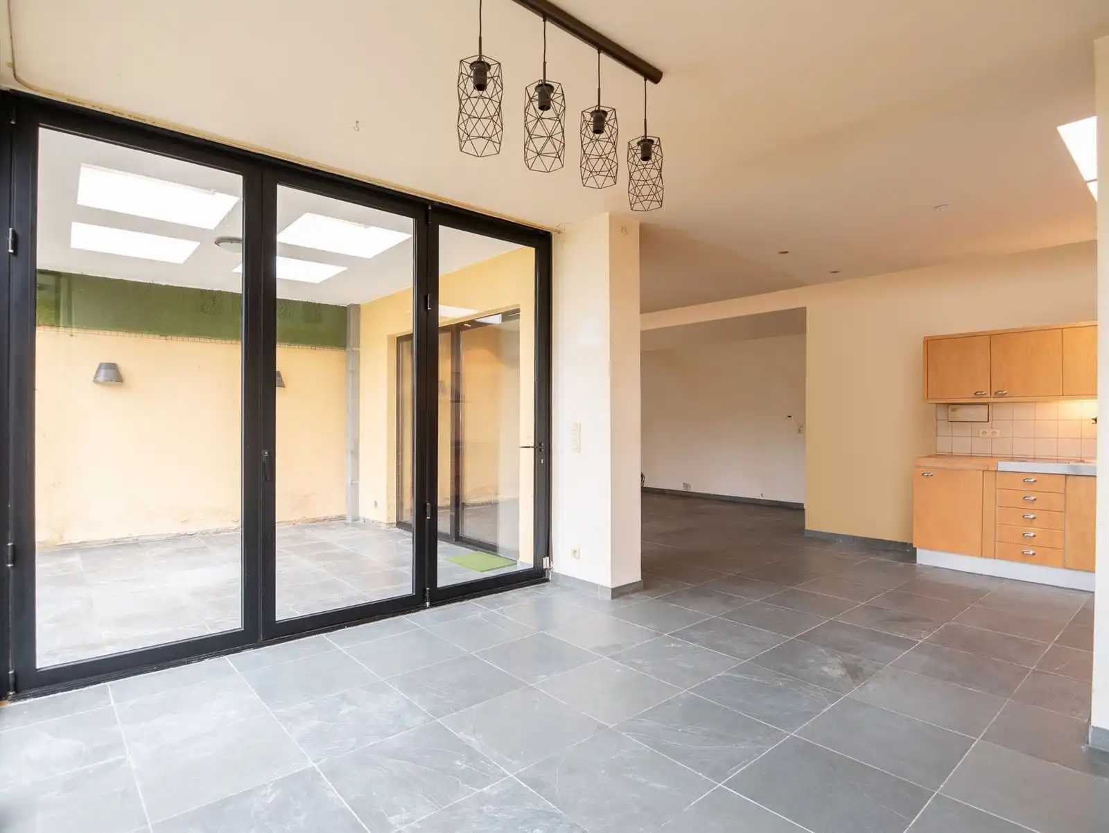 Gemengd gebouw foto 11