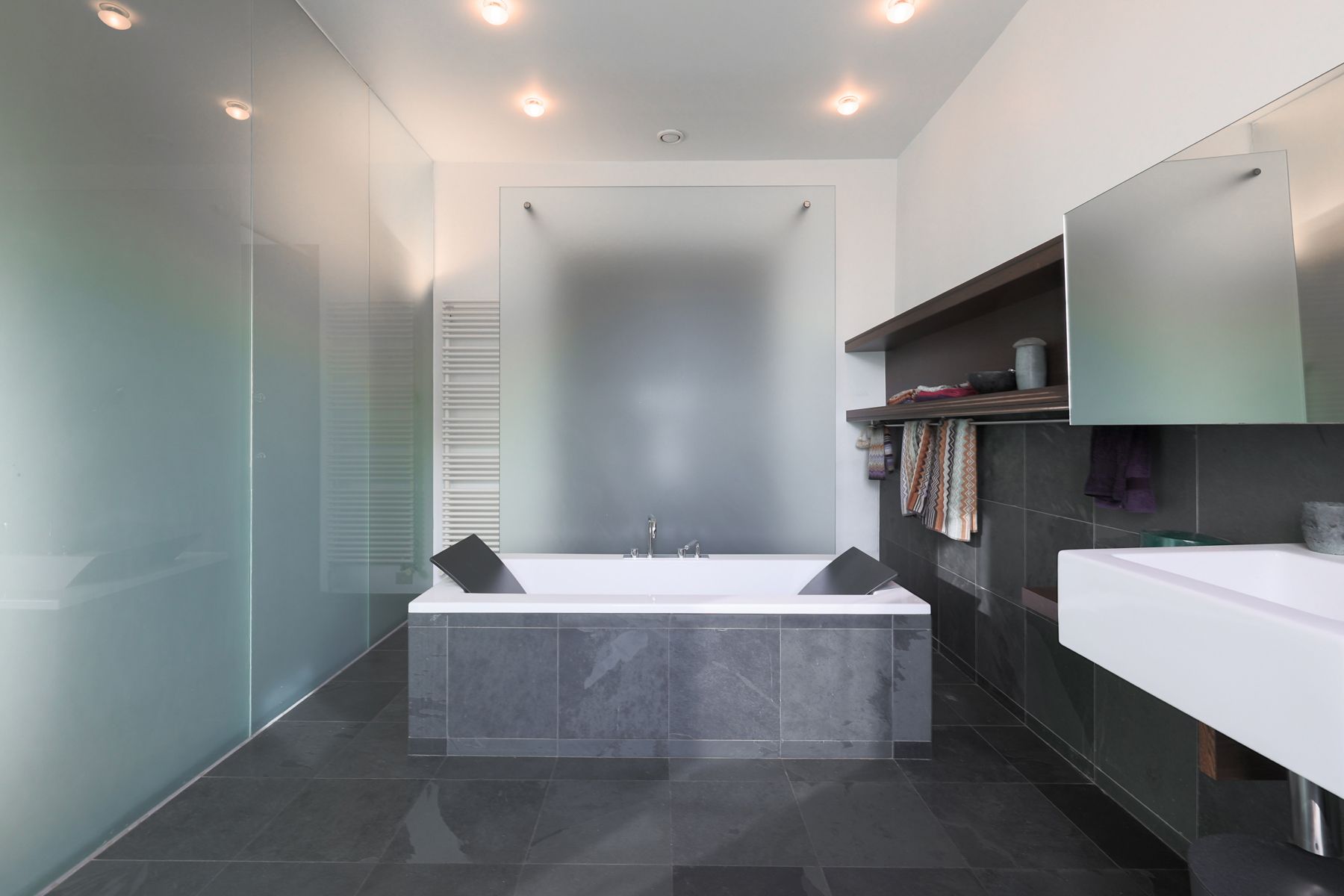 Triplex met stadsallure & buitenruimte aan het Mechelseplein foto 16