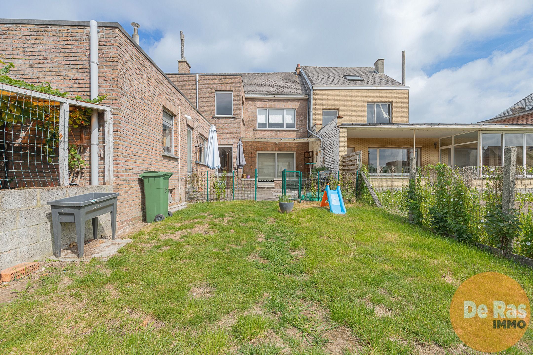 DENDERHOUTEM - RUIME WONING MET TUIN EN GARAGE foto 21