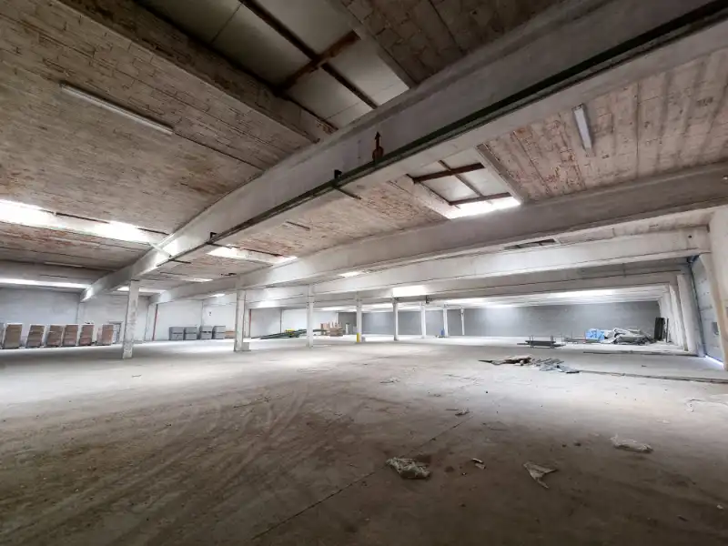 Magazijn te huur foto {{pictureIndex}}