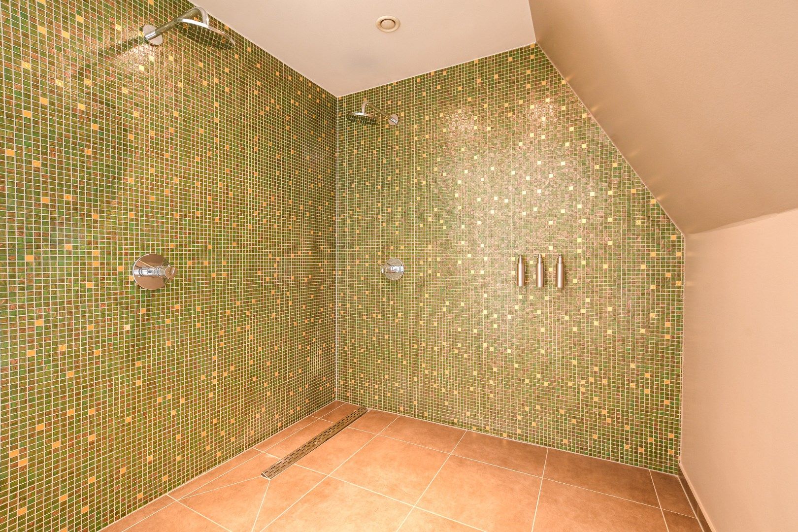 Stijlvol en ruim appartement met 2 terrassen te koop in Klemskerke (De Haan) foto 21