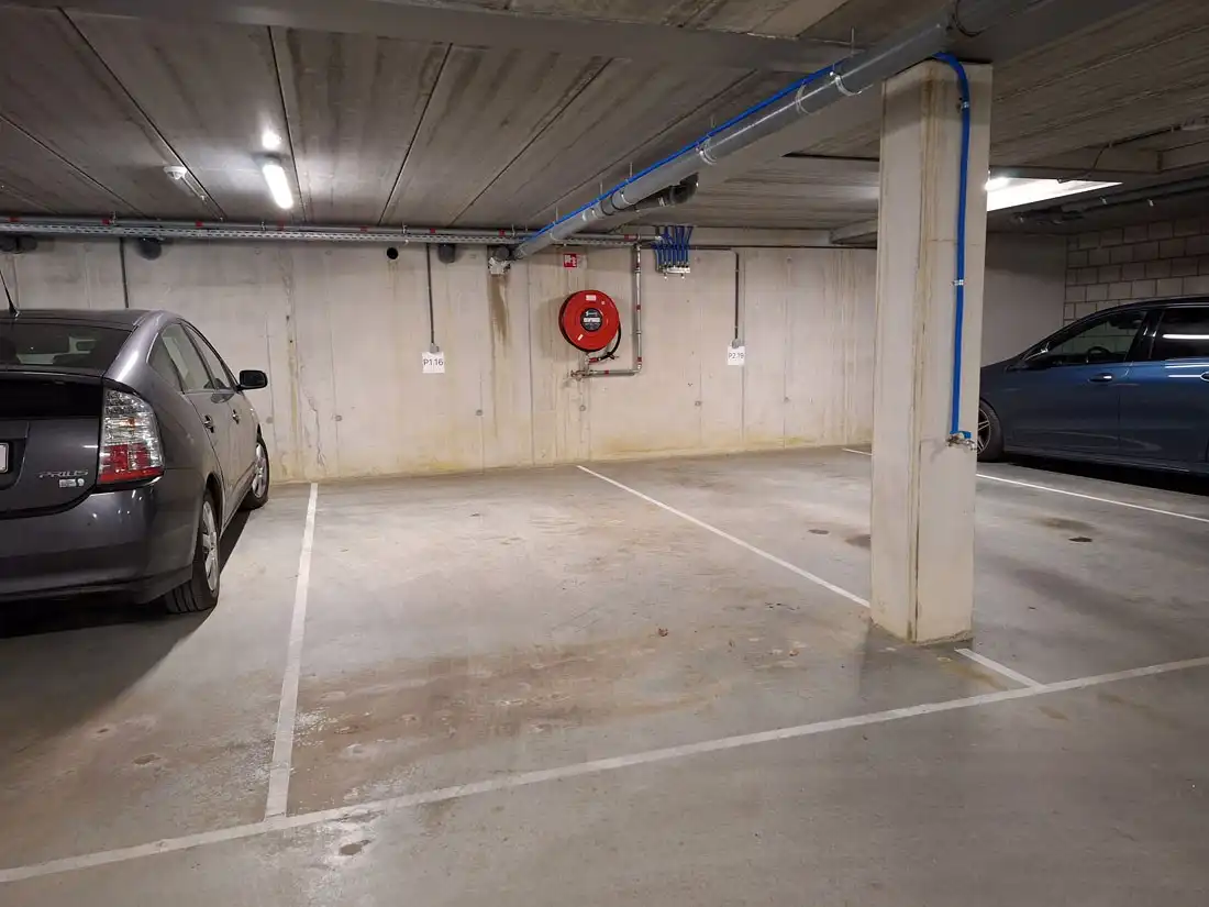 Modern instapklaar appartement te Koersel centrum foto 23