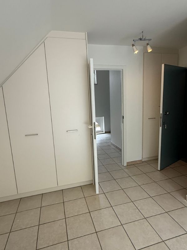 Mevrouw Courtmansstraat 30 bus 3 te 9200 Oudegem foto 5