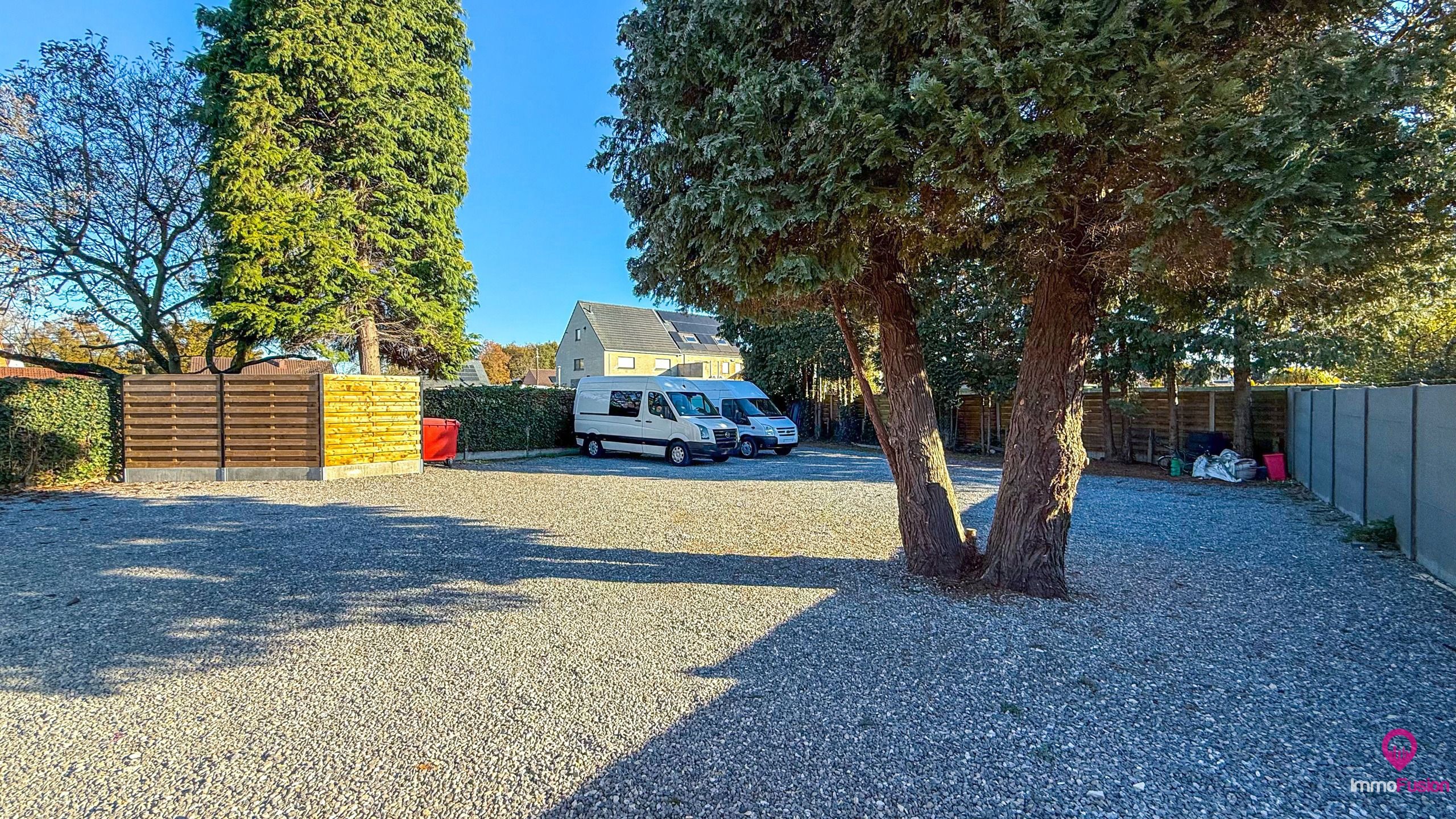 Instapklare woning met 5 slpks op riant perceel te Paal! foto 42