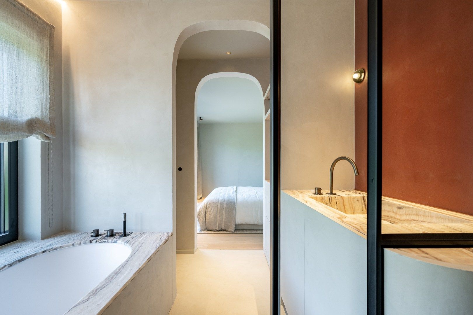 Stijlvol gerenoveerde villa op toplocatie in Duinbergen foto 18