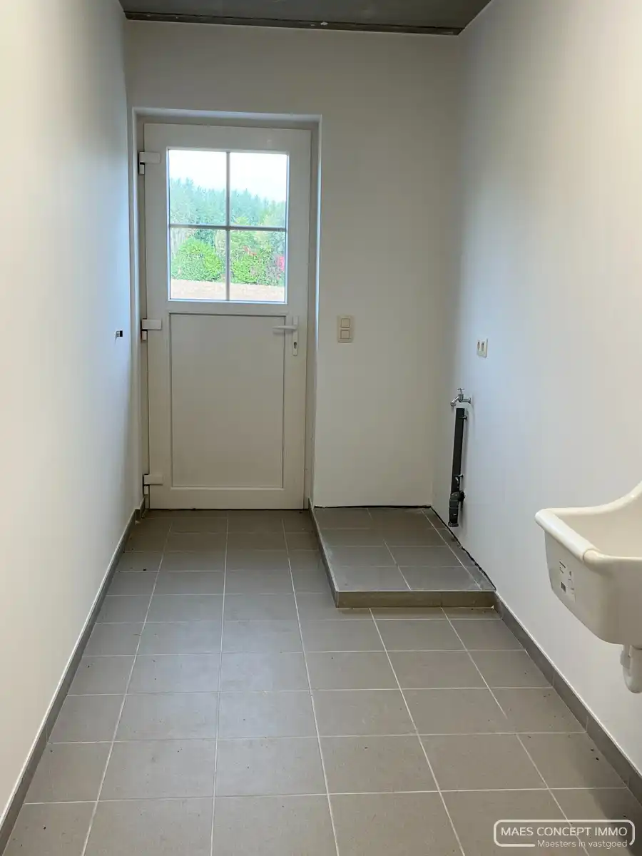 Ruime nieuwbouwwoning  te huur in Anzegem met tuin en garage foto 8