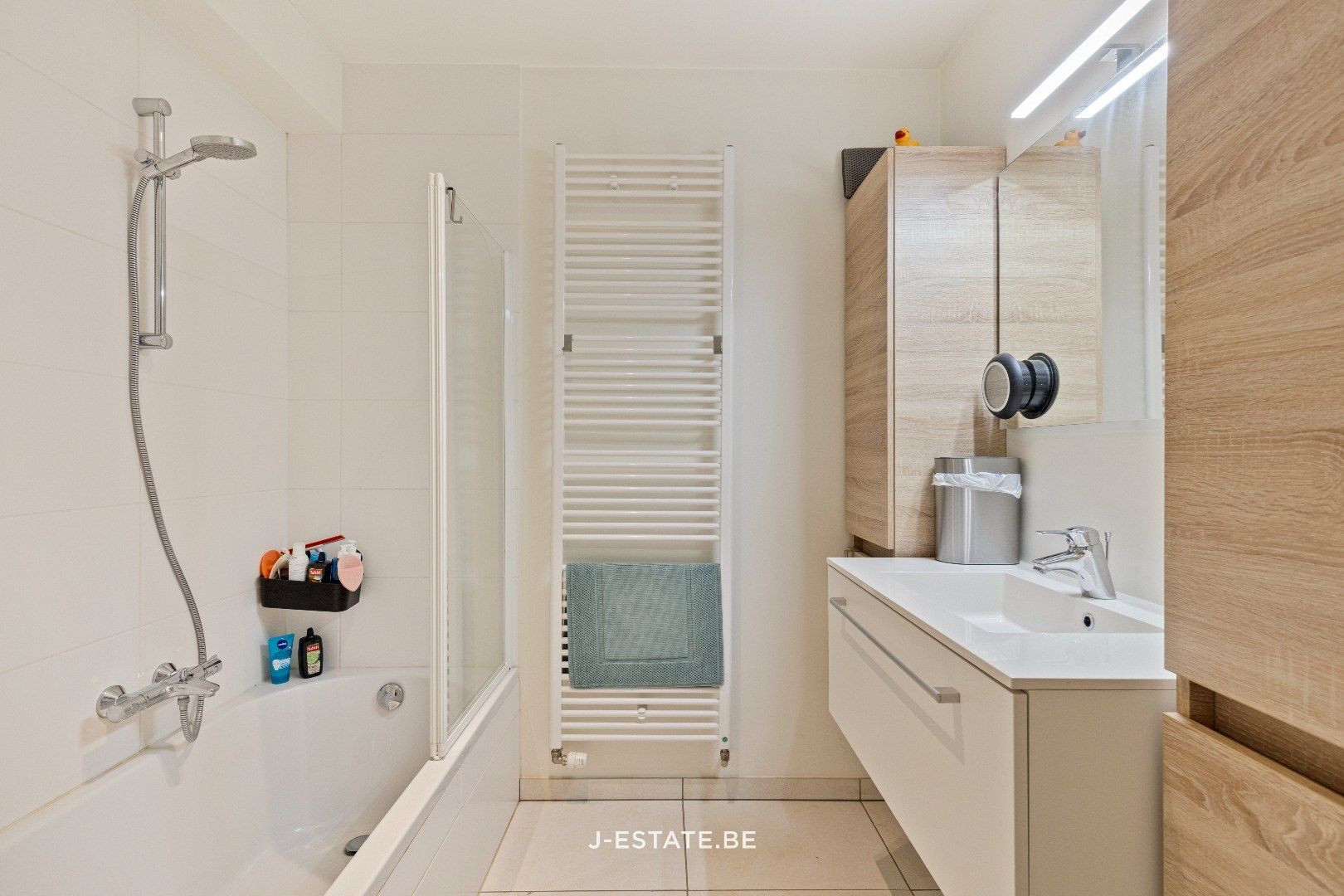 Prachtig 2-slaapkamerappartement in Residentie Blasius – Hartje Rumbeke foto 15