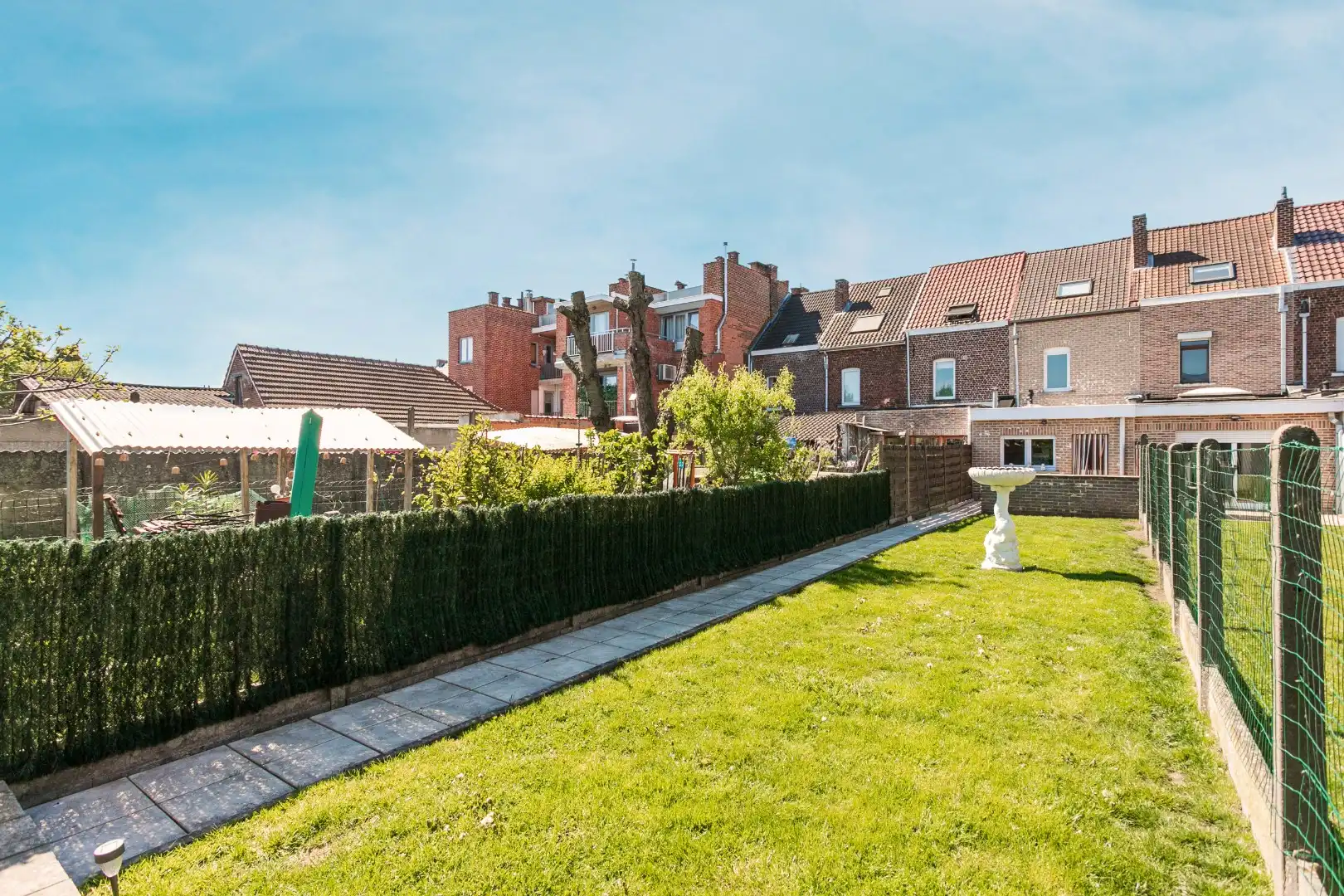 Instapklare woning met 2-3 slpk en tuin foto 14