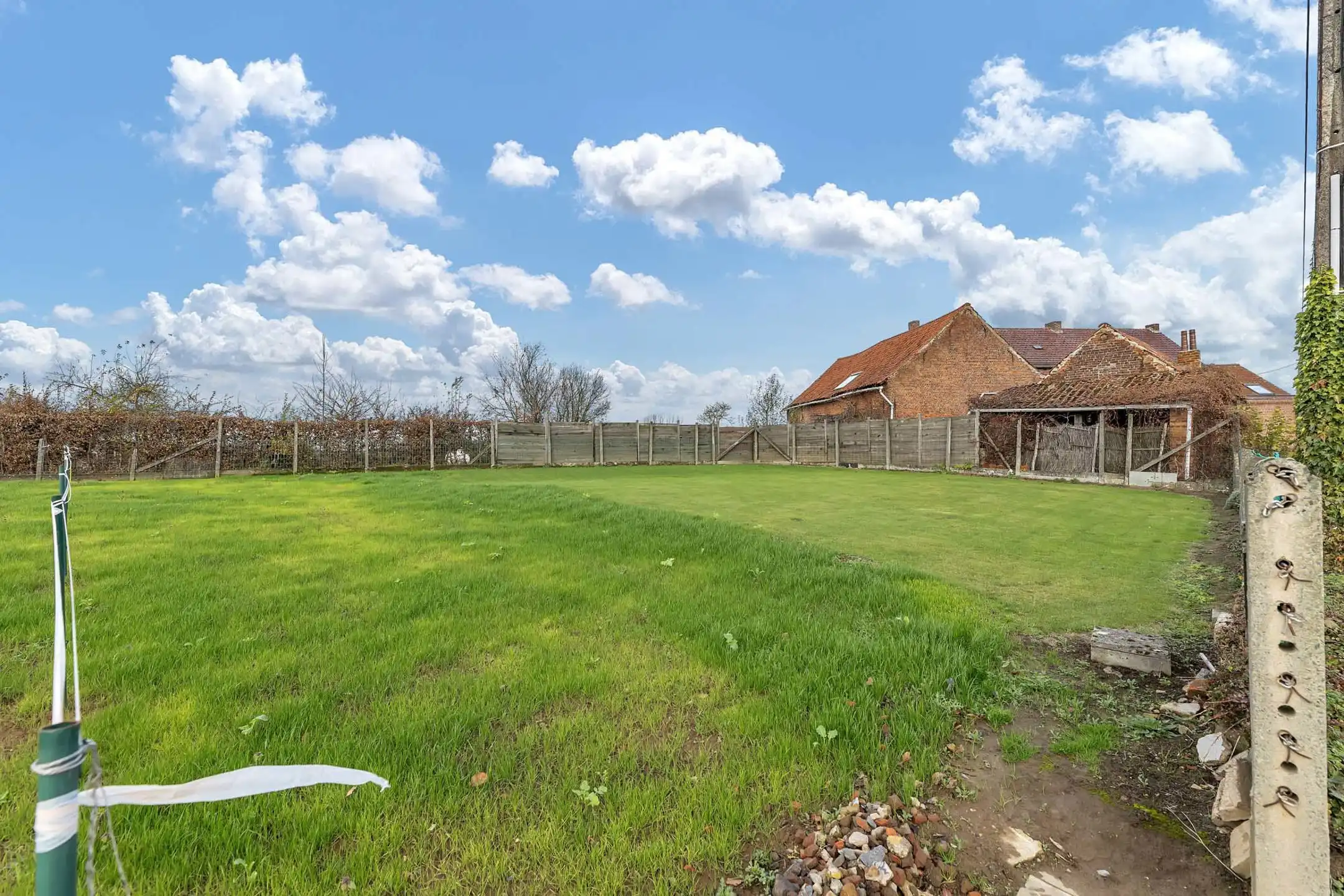 Perceel grond voor open bebouwing op 3a 67ca foto 7