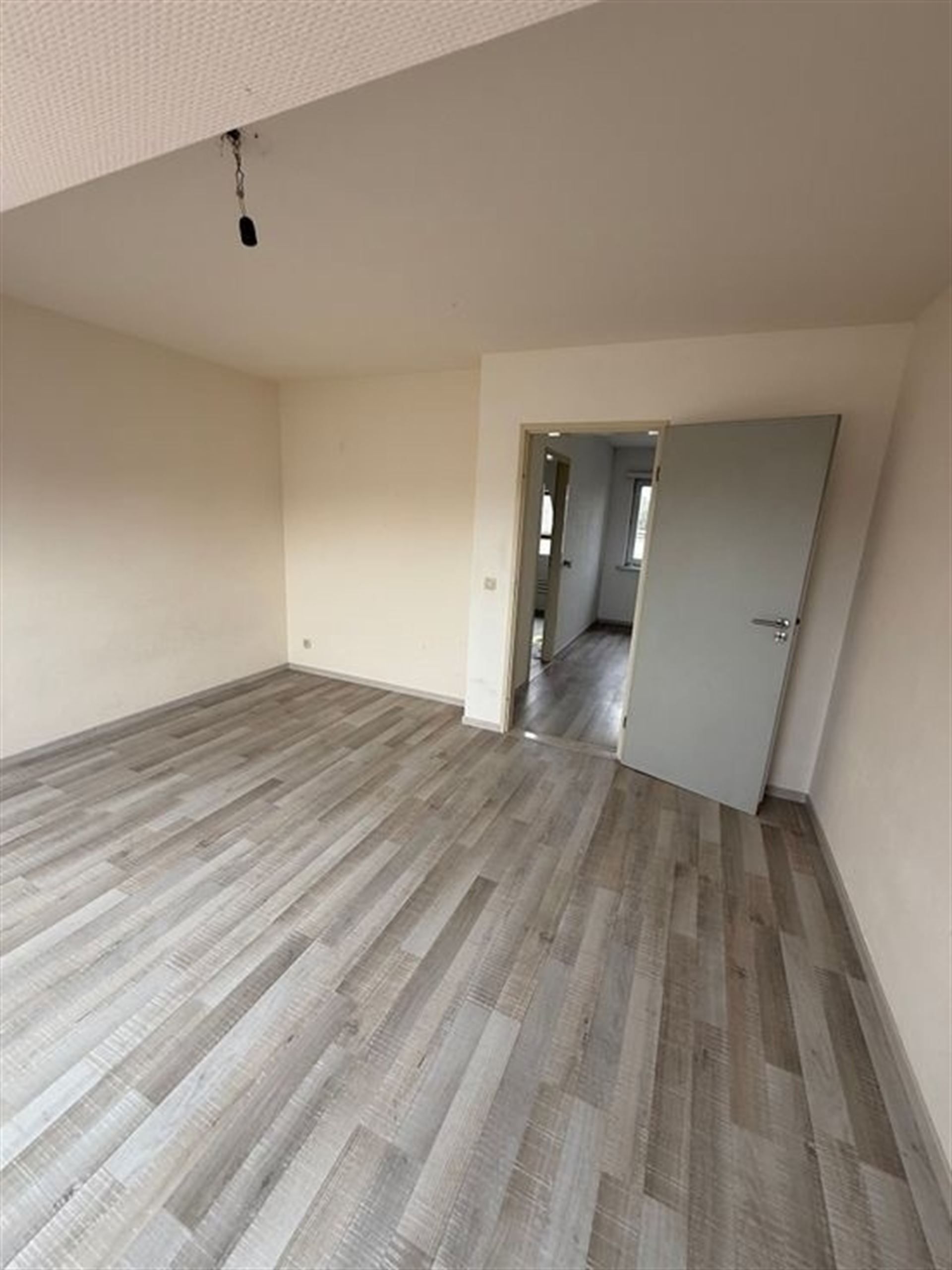 3 slpk appartement in hartje Willebroek foto 8