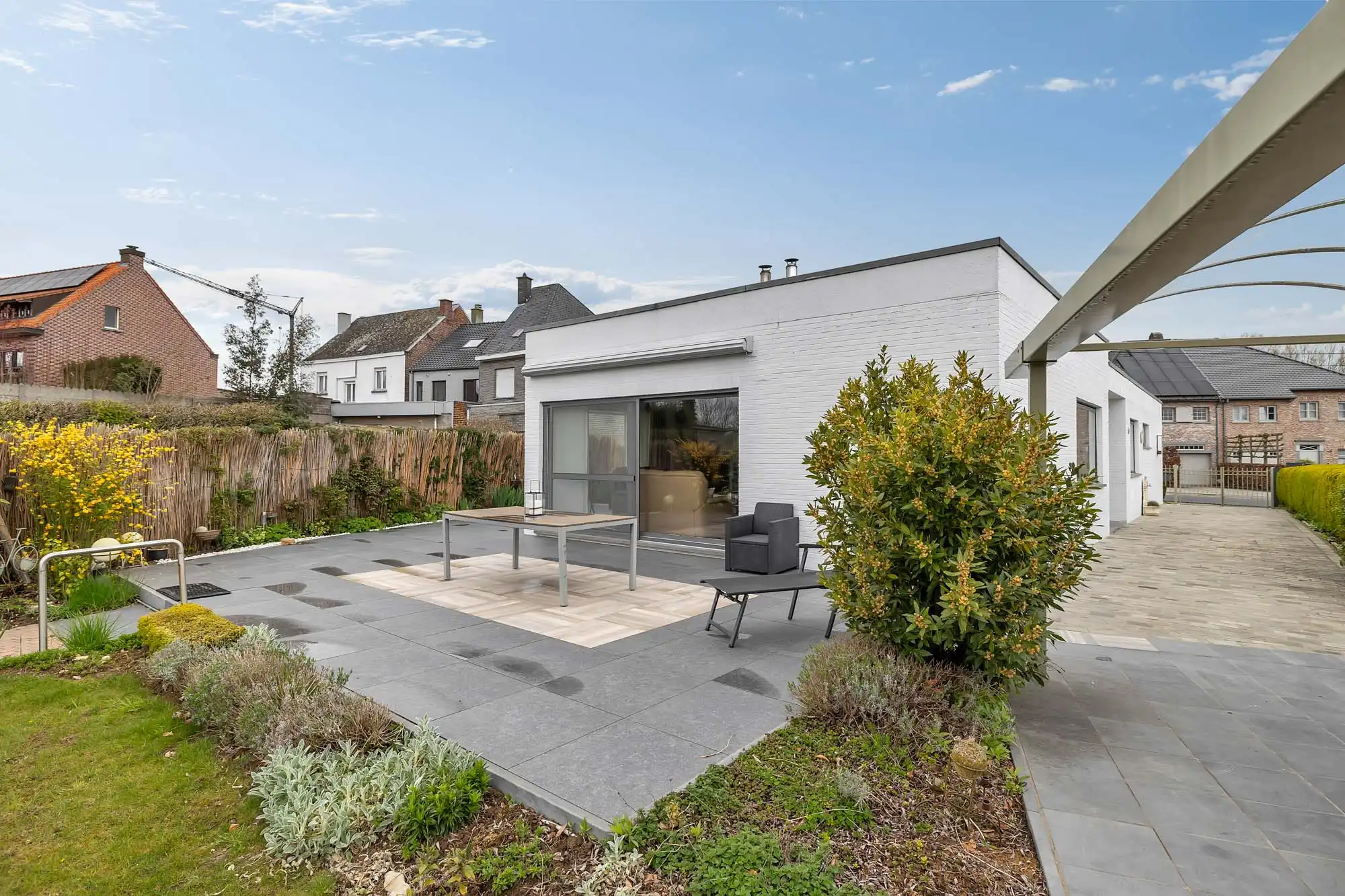 Bungalow met drie slaapkamers in Denderhoutem foto 22