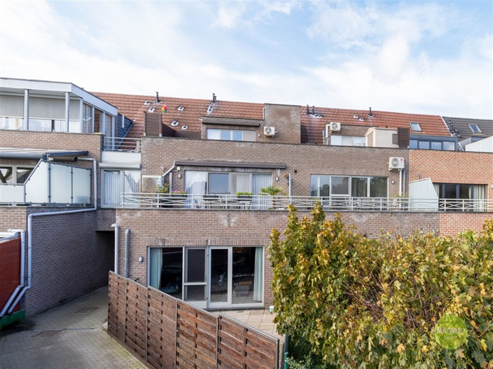 Ruim en licht 2-slaapkamerappartement met buitengewoon terras in het hart van Balen. foto 16