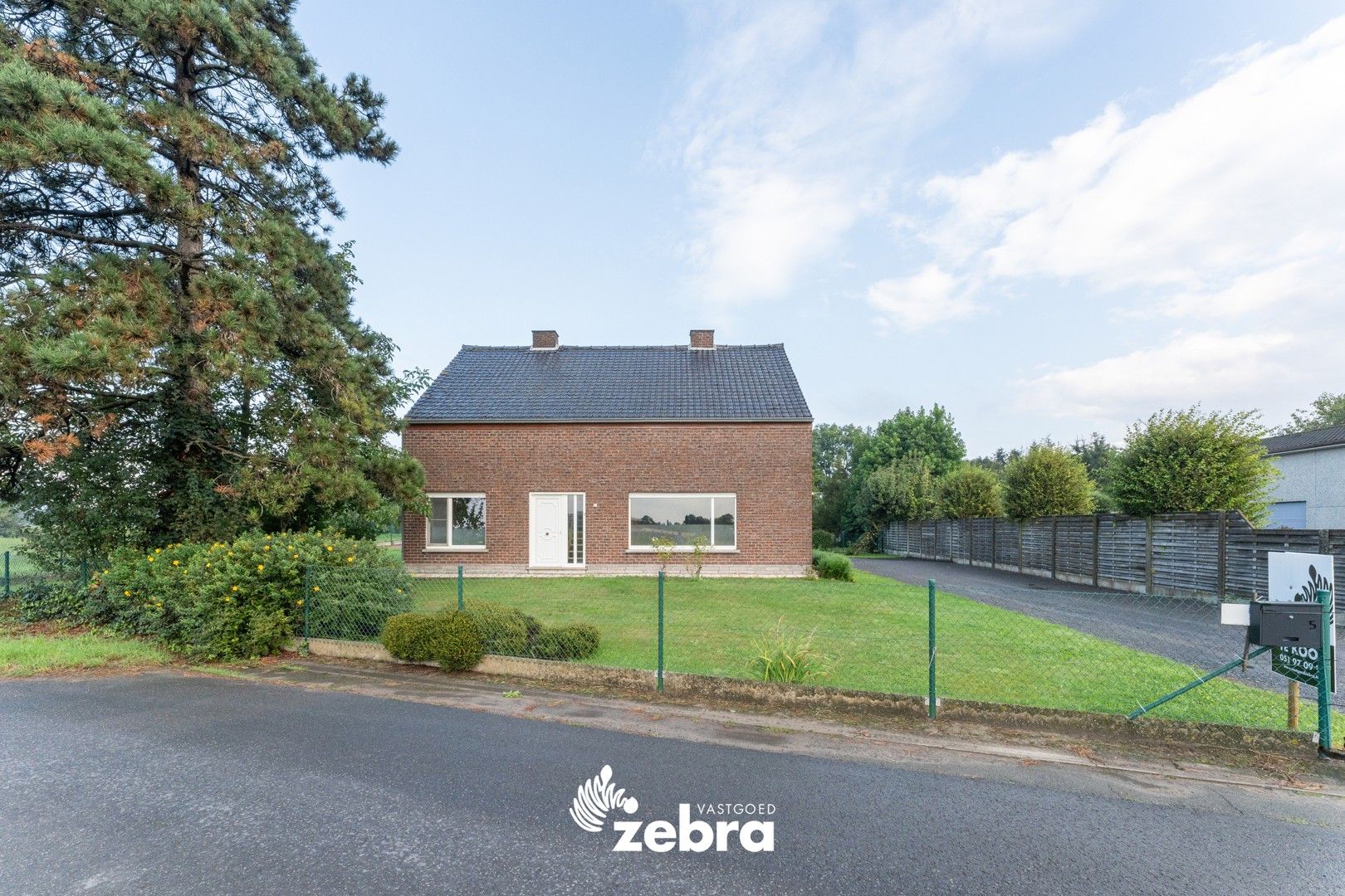 Alleenstaande woning met groot perceel op een landelijke locatie te Dentergem! foto 24