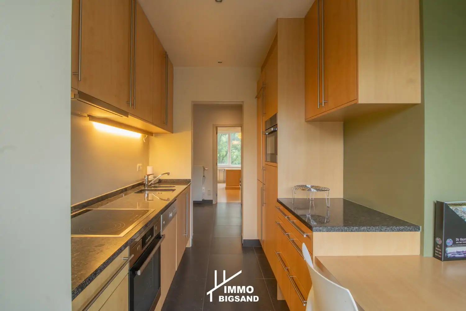 Exclusief wonen op toplocatie aan de Groeningelaan in Kortrijk foto 8