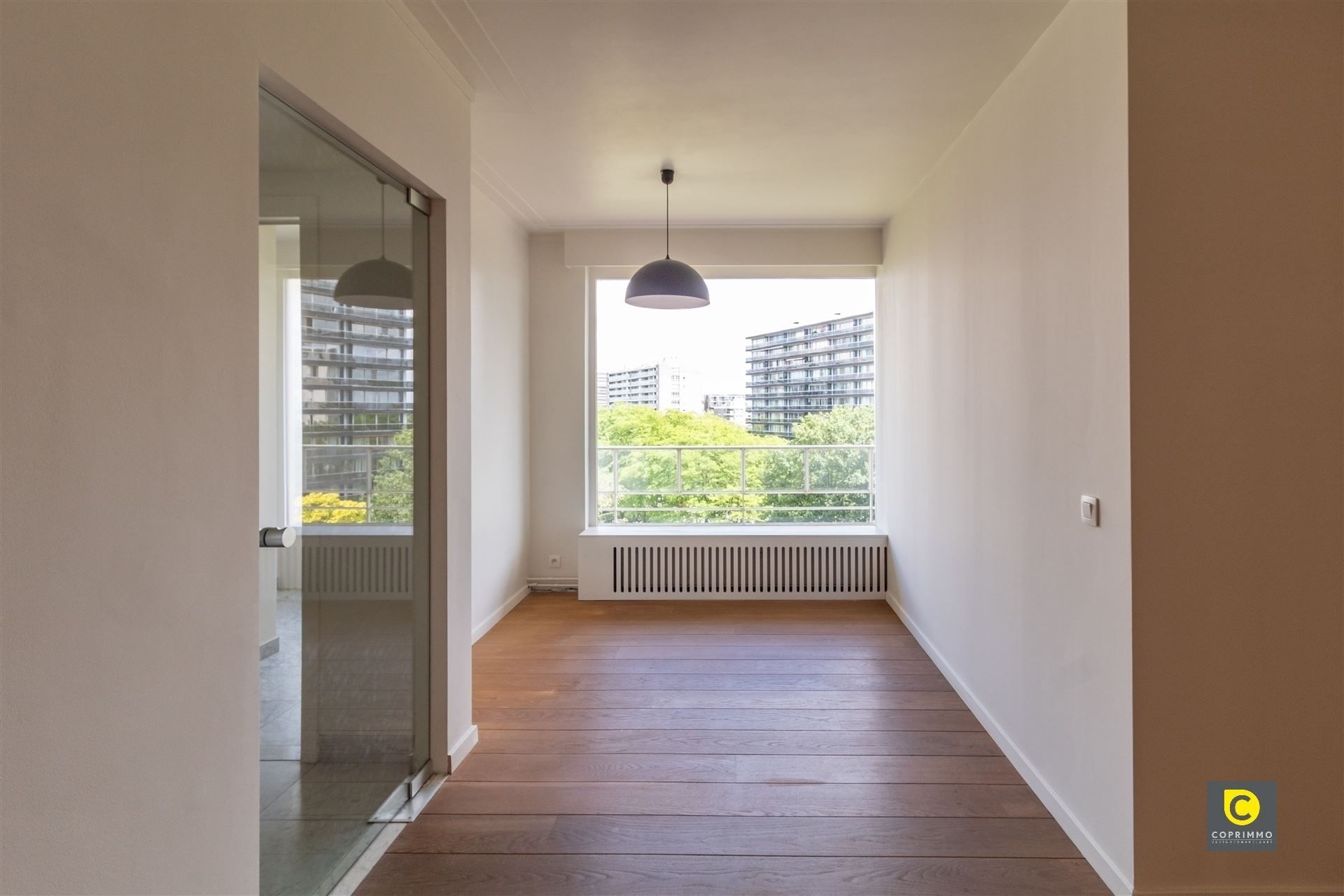 Ruim 6 slpk app. met 2 bdks en 2 terrassen! foto 3