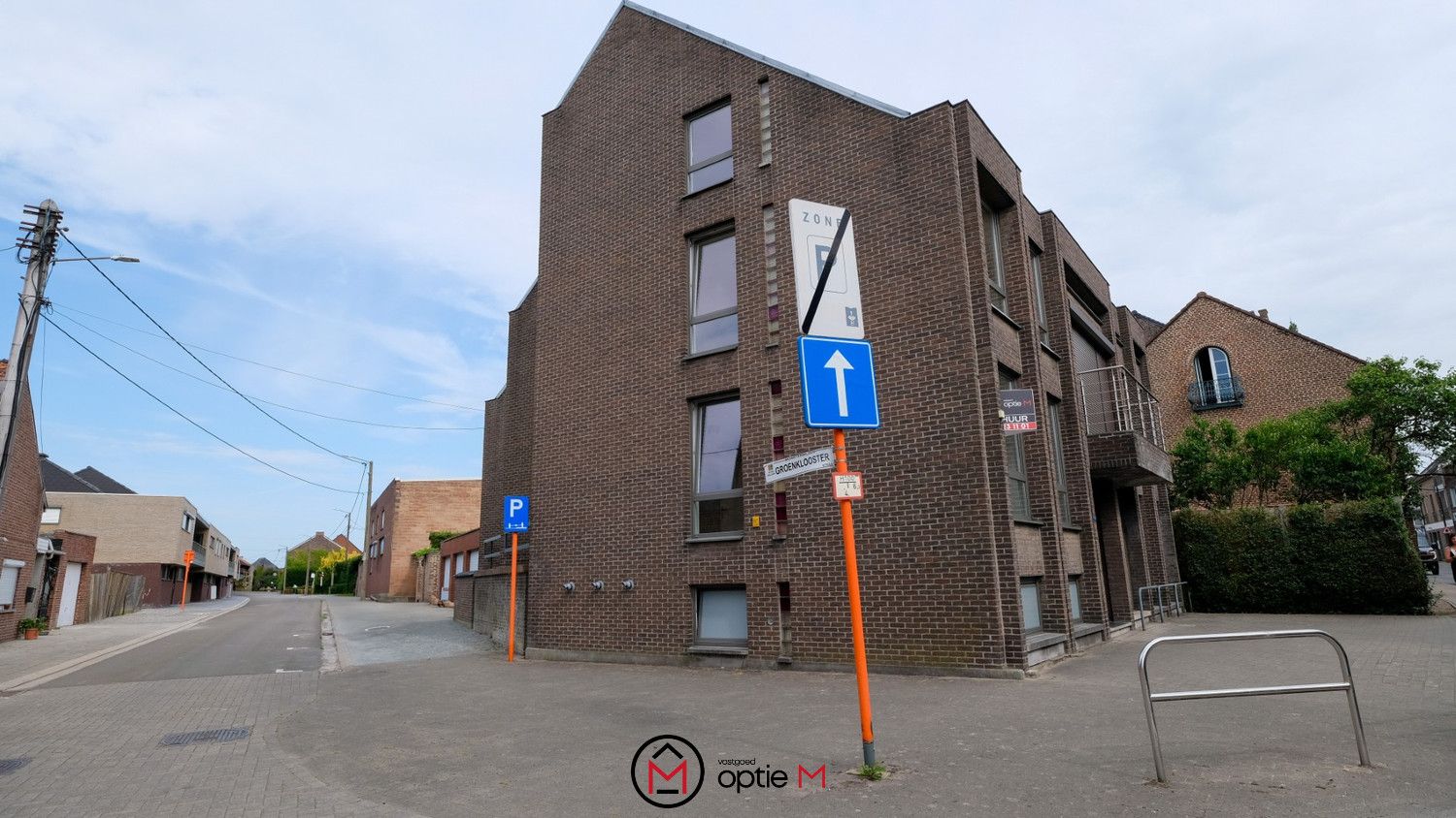 RUIM APPARTEMENT MET 3 SLAAPKAMERS, TERRAS EN GARAGEBOX foto 22