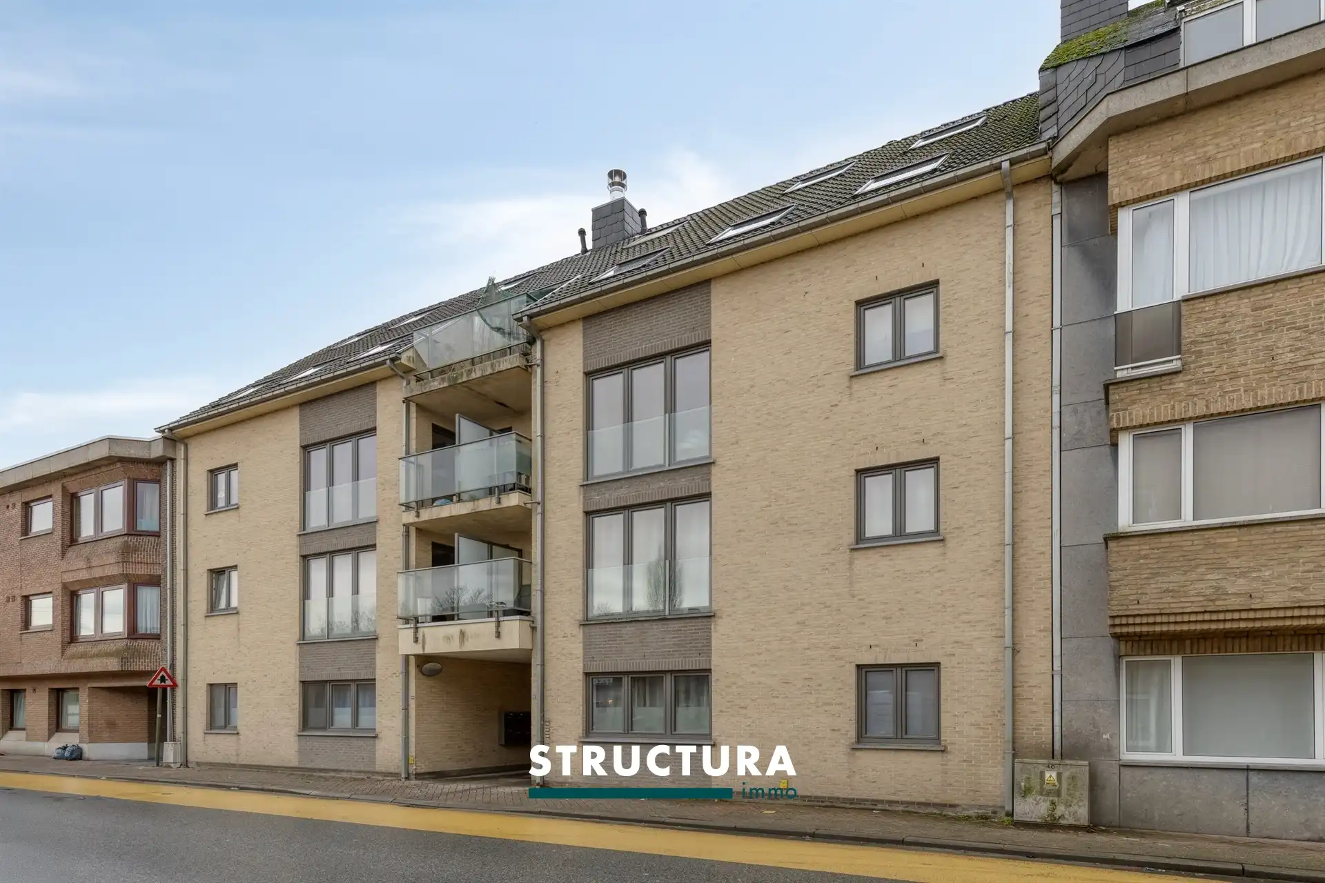 Appartement met ruim Zuidwest georiënteerd terras foto 8