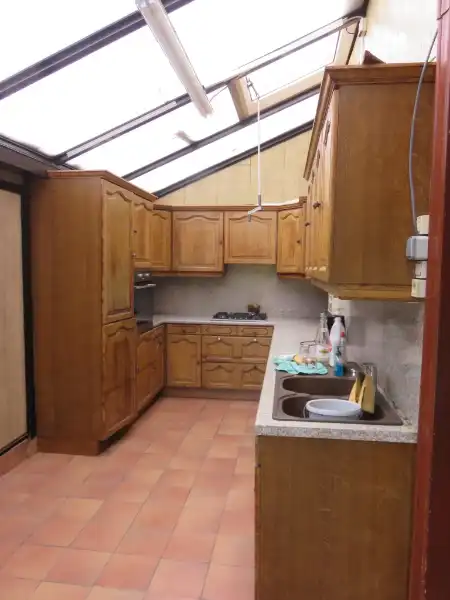 Totaal te renoveren woning op groot perceel van ca. 1270m² foto 23