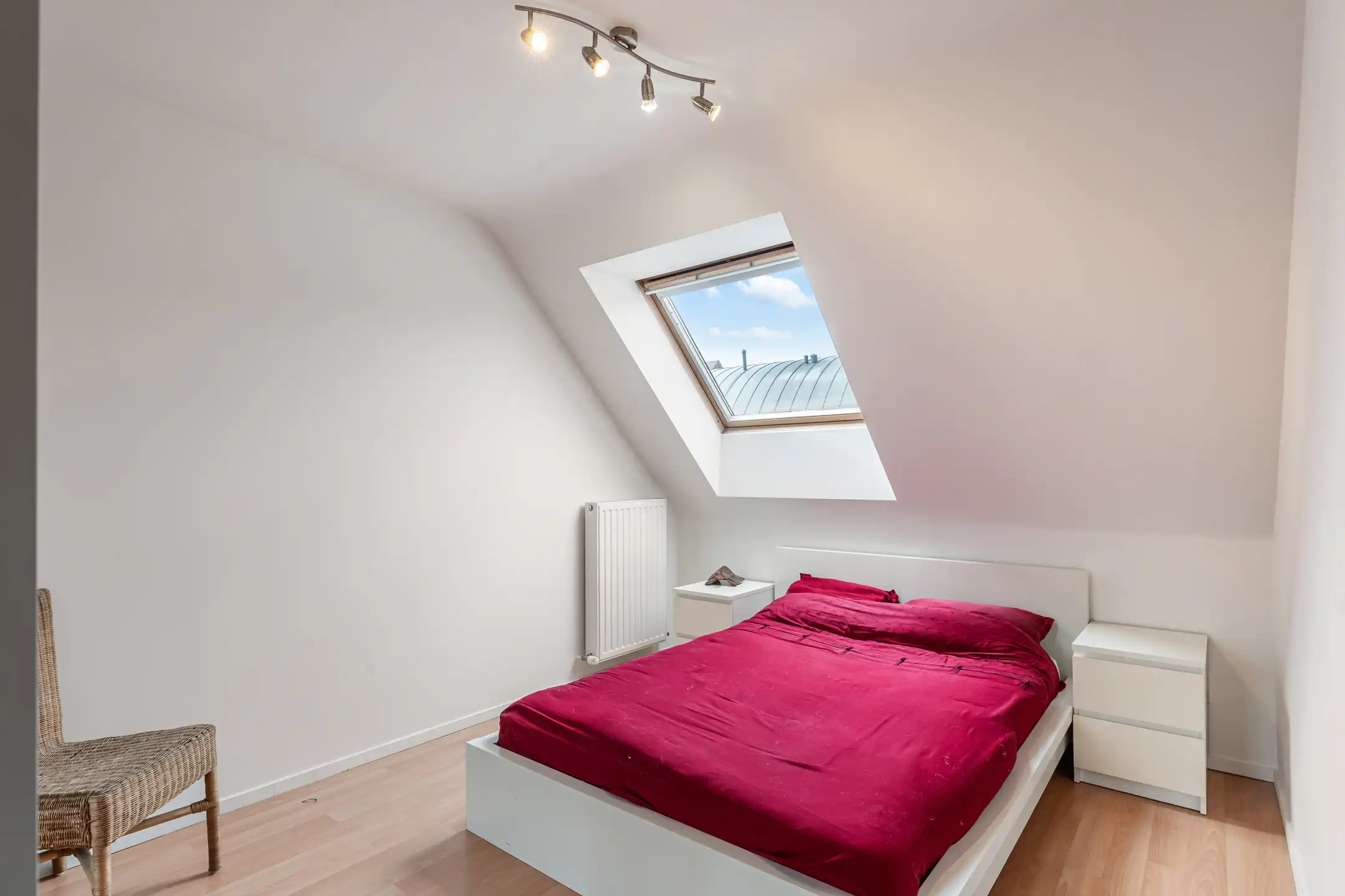 Ruim duplexappartement met groot terras in volle centrum foto 9