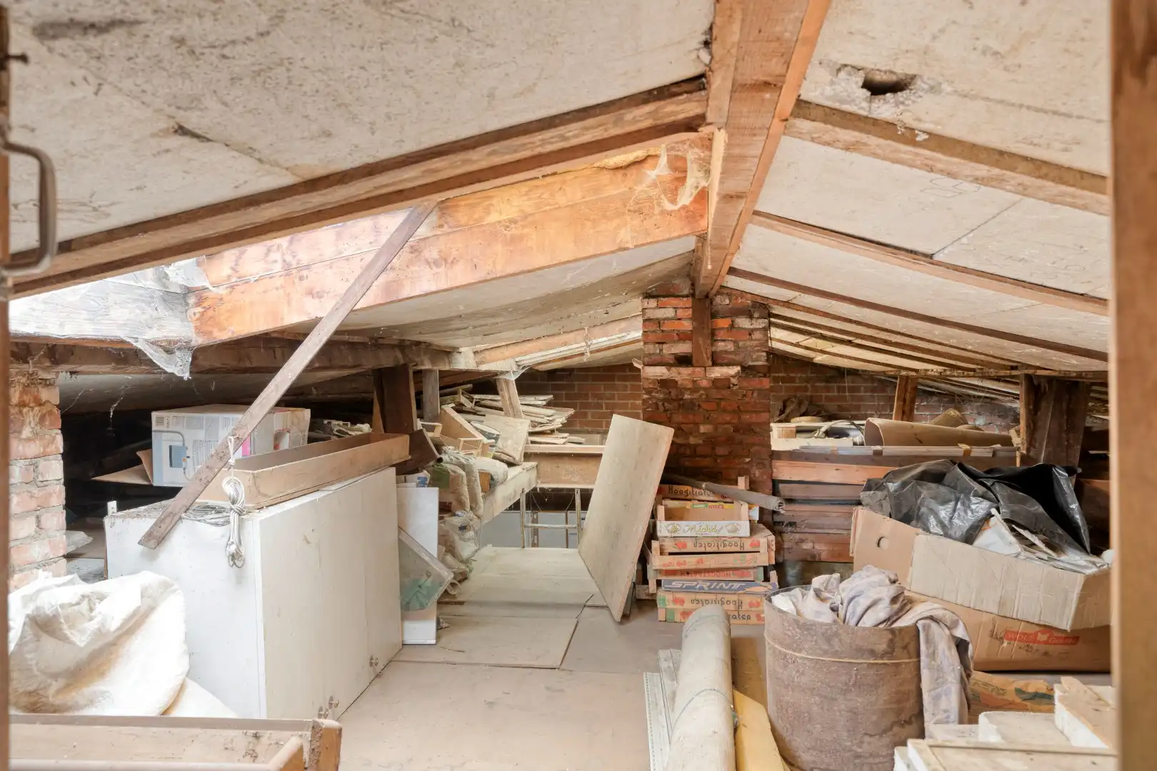 Te renoveren woning, rustig gelegen op een zonnig perceel van 767 m² te Olen-Centrum ! foto 26