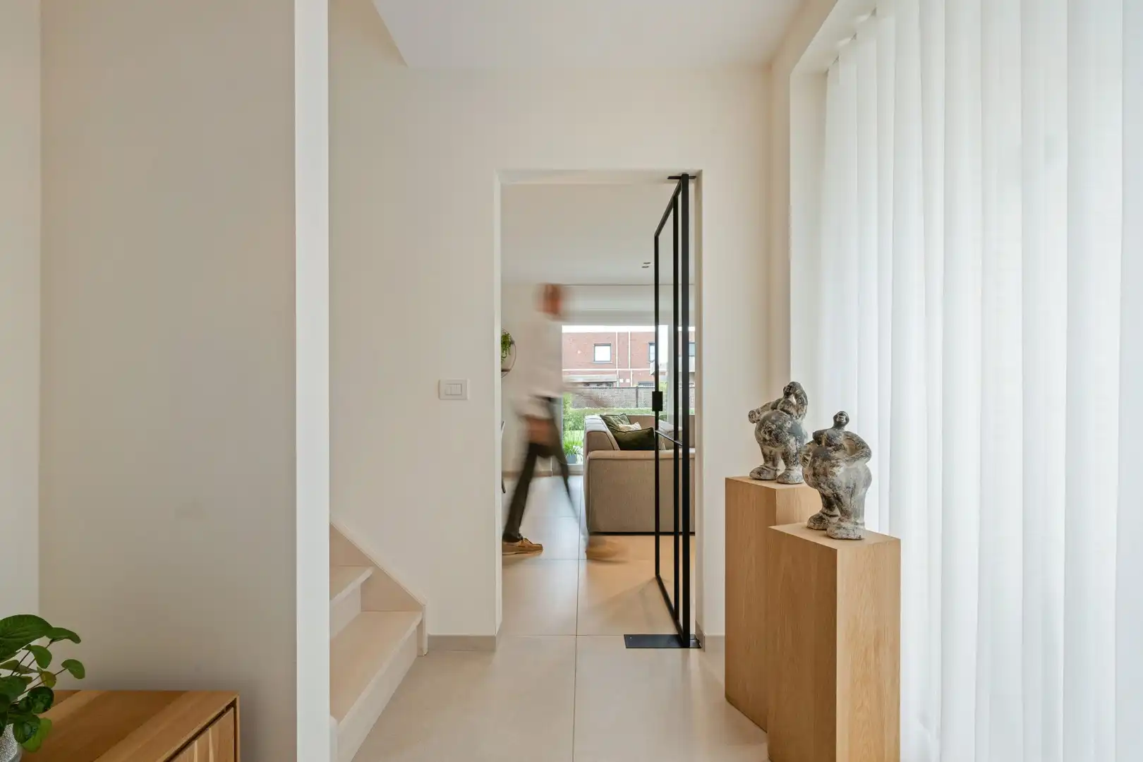 Recente, perfect afgewerkte villa met 4 slaapkamers te Roeselare foto 5