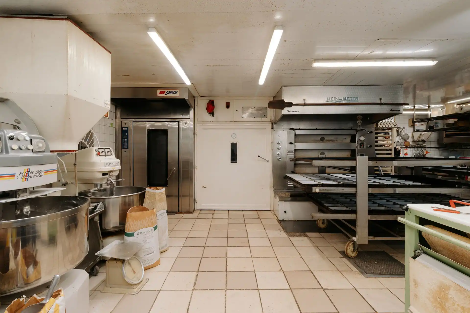 Overname handelszaak: Karaktervolle bakkerij op toplocatie foto 4