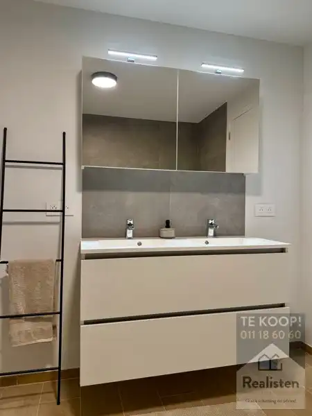 Instapklare nieuwbouwwoning - OB met garage foto 38