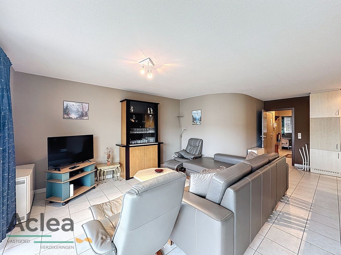 bijzonder ruim appartement met terras foto 3