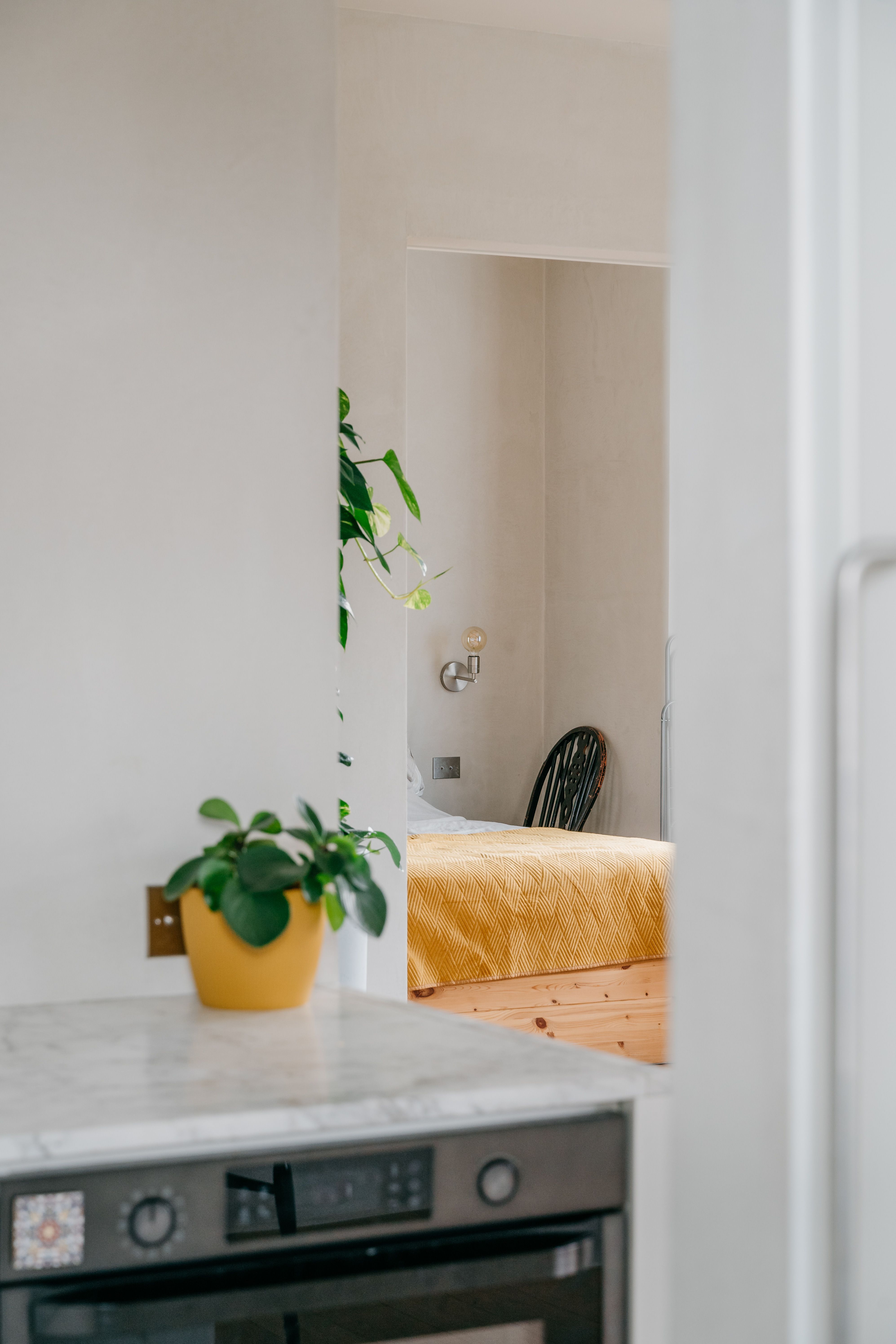 Napels(straat) zien en sterven: design appartement op het Eilandje foto 12