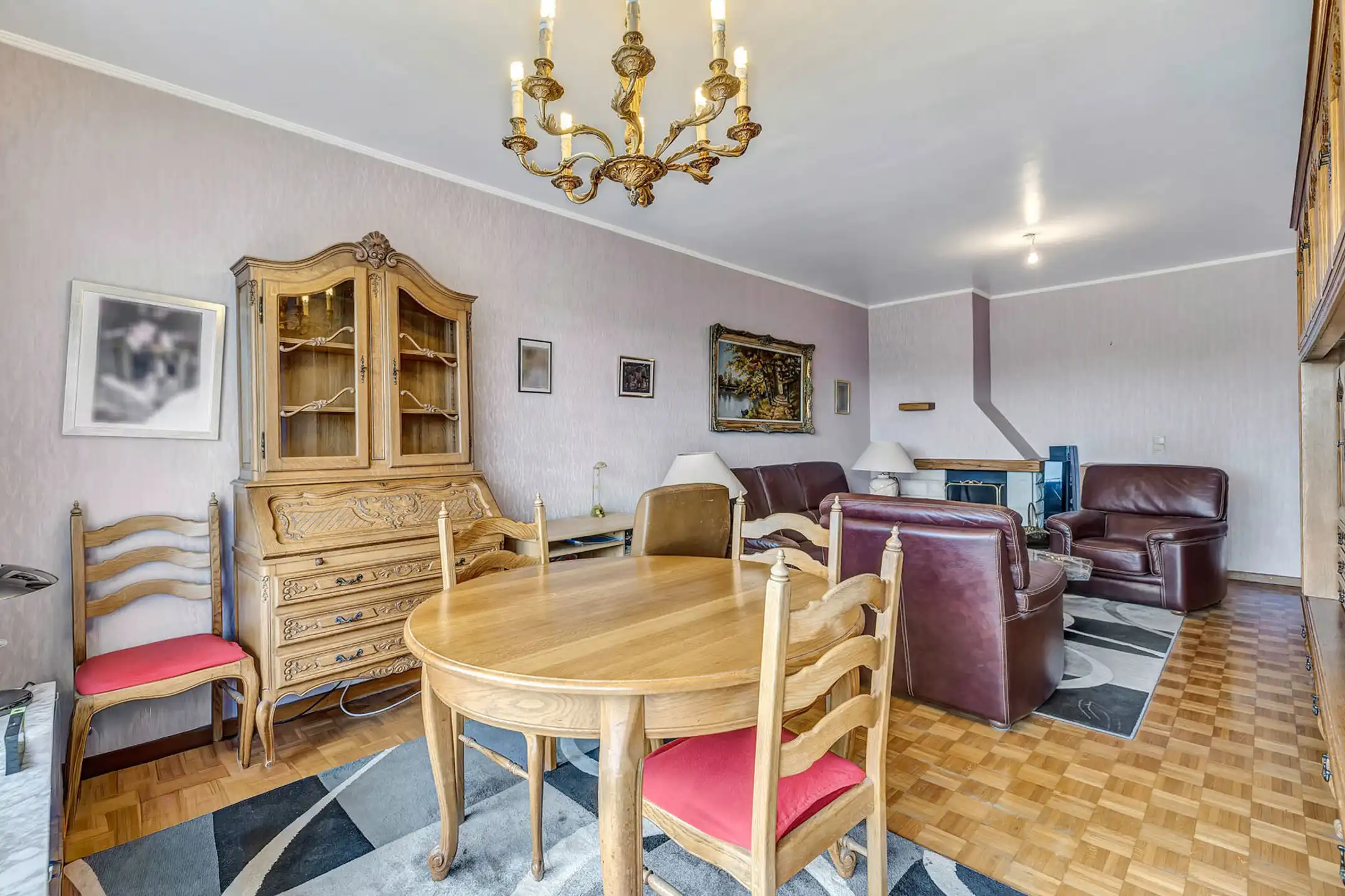 3-slaapkamer-appartement te koop in Molenbeek! foto 4