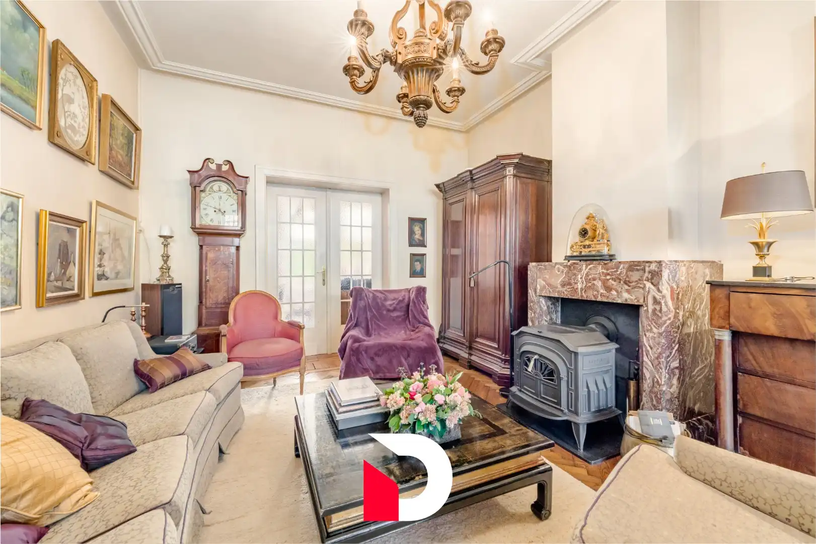 Karaktervol burgerhuis met 5 slk en riante tuin langs de Damse Vaart dichtbij centrum Brugge foto 8