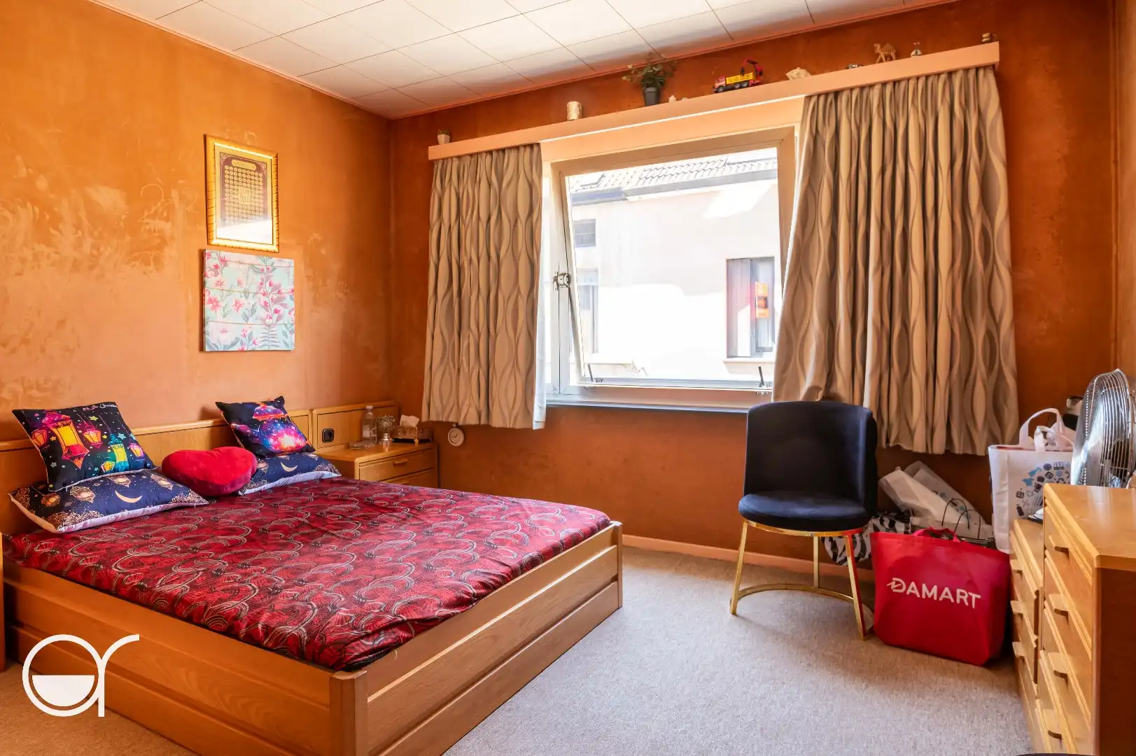 Rijwoning met 5 slaapkamers gelegen vlakbij de Palinghuizen foto 13
