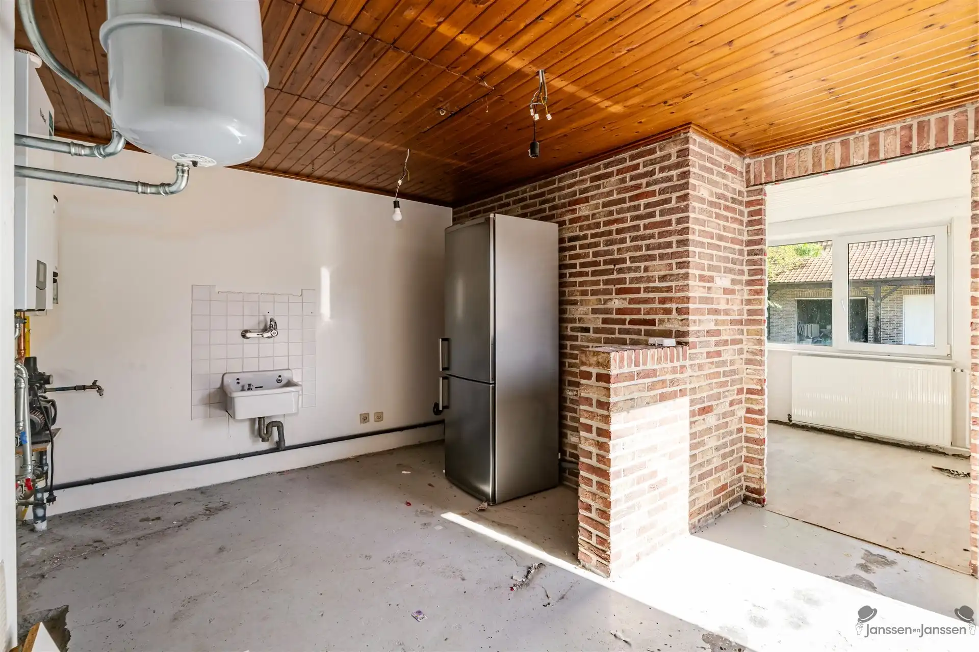 Karaktervolle woning met dubbele garage foto 14
